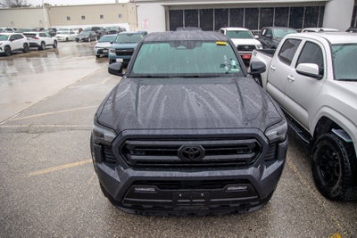 2025 Toyota TACOMA SR5 SR5