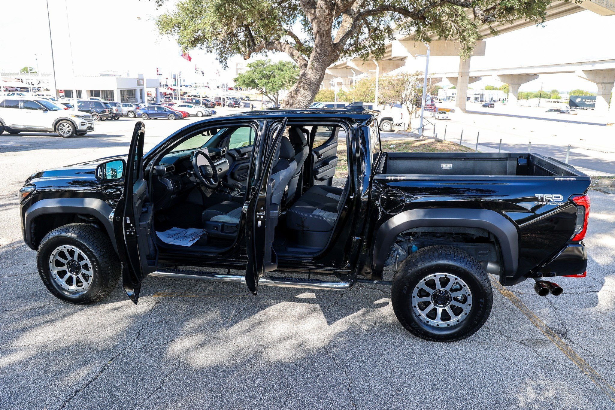 2025 Toyota Tacoma TRD Off Road