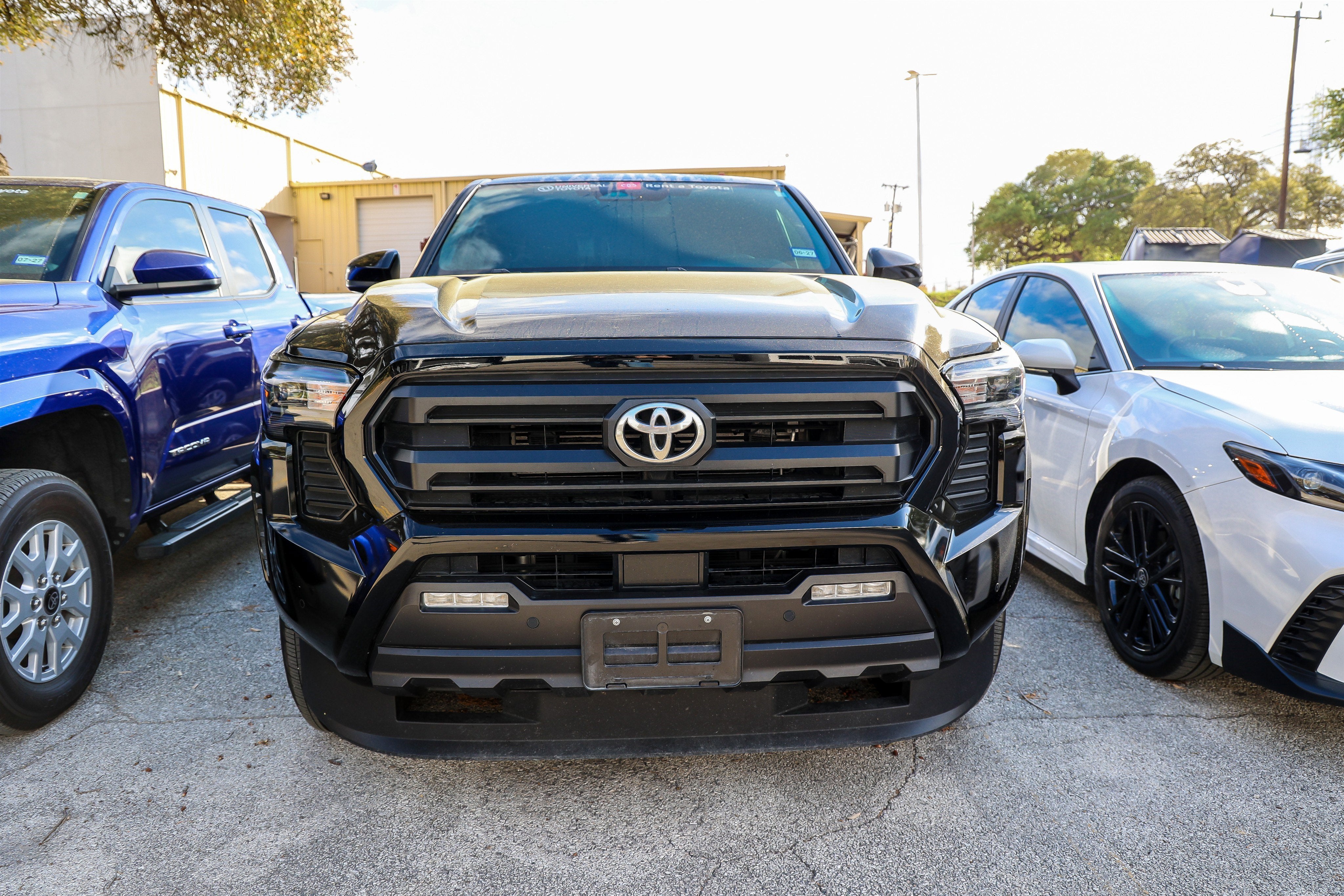 2025 Toyota TACOMA SR5 SR5