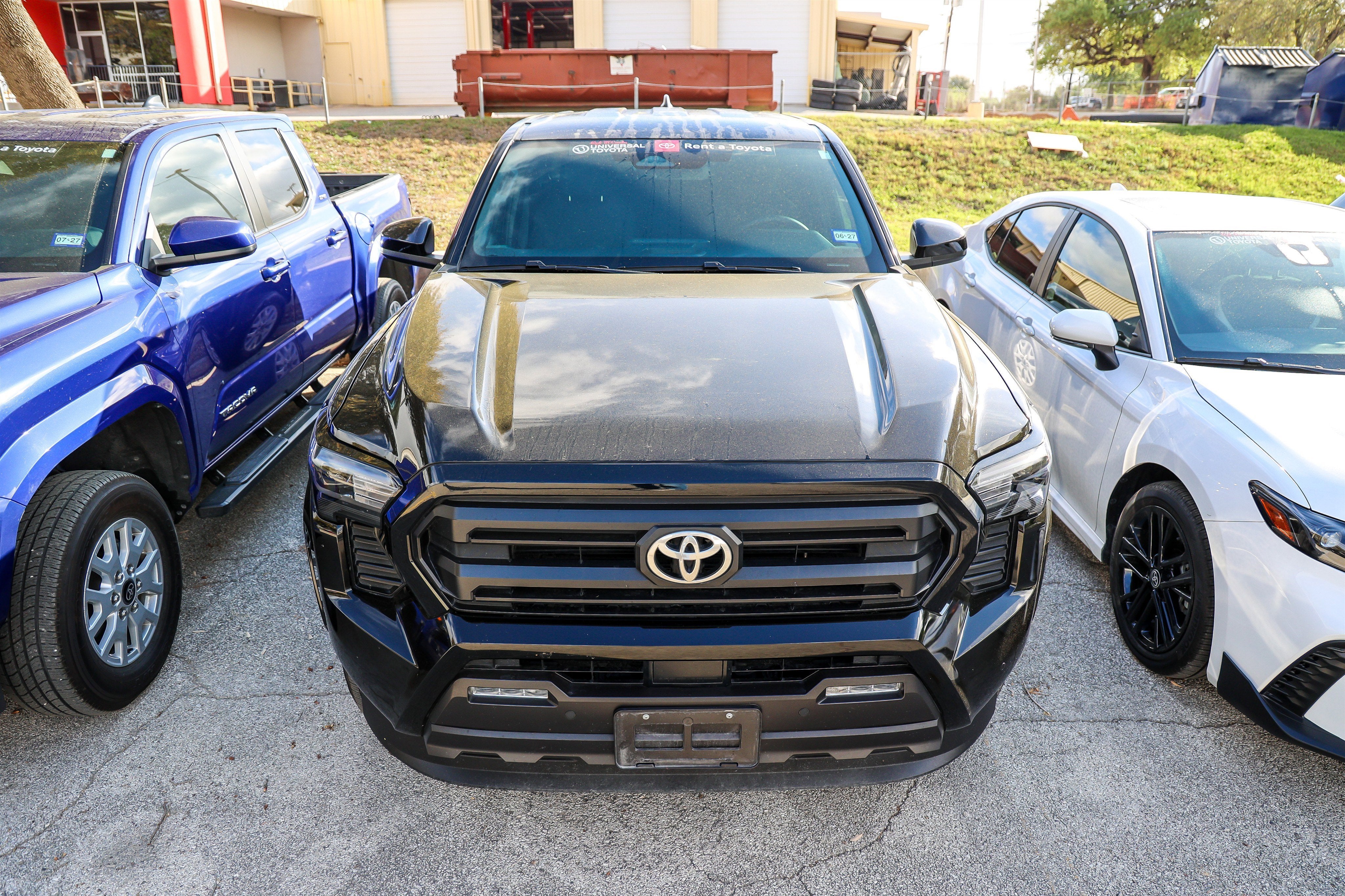 2025 Toyota TACOMA SR5 SR5