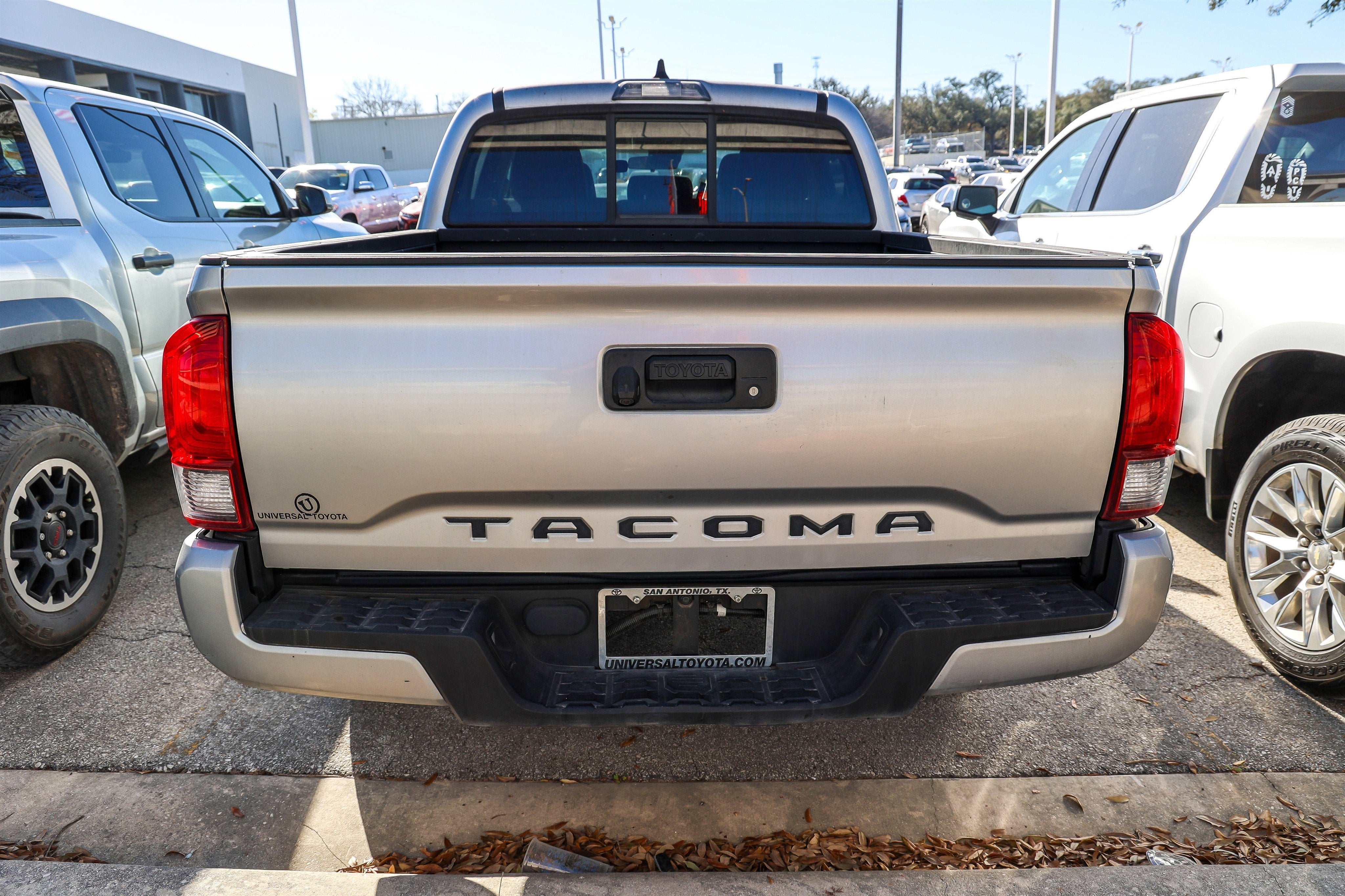 2022 Toyota Tacoma 2WD SR