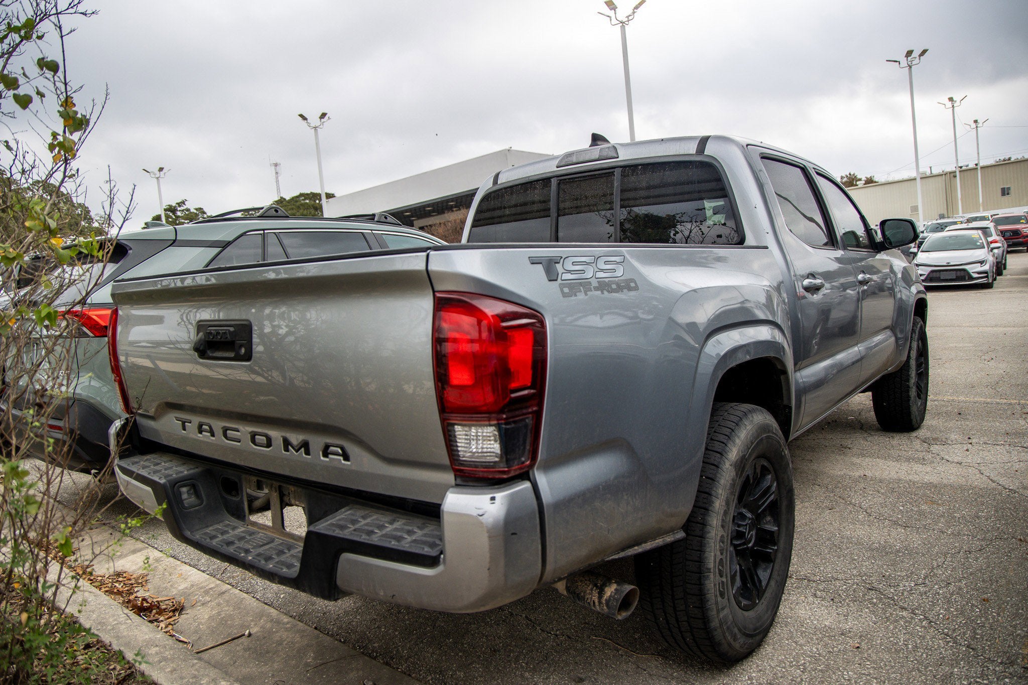 2022 Toyota TACOMA SR SR