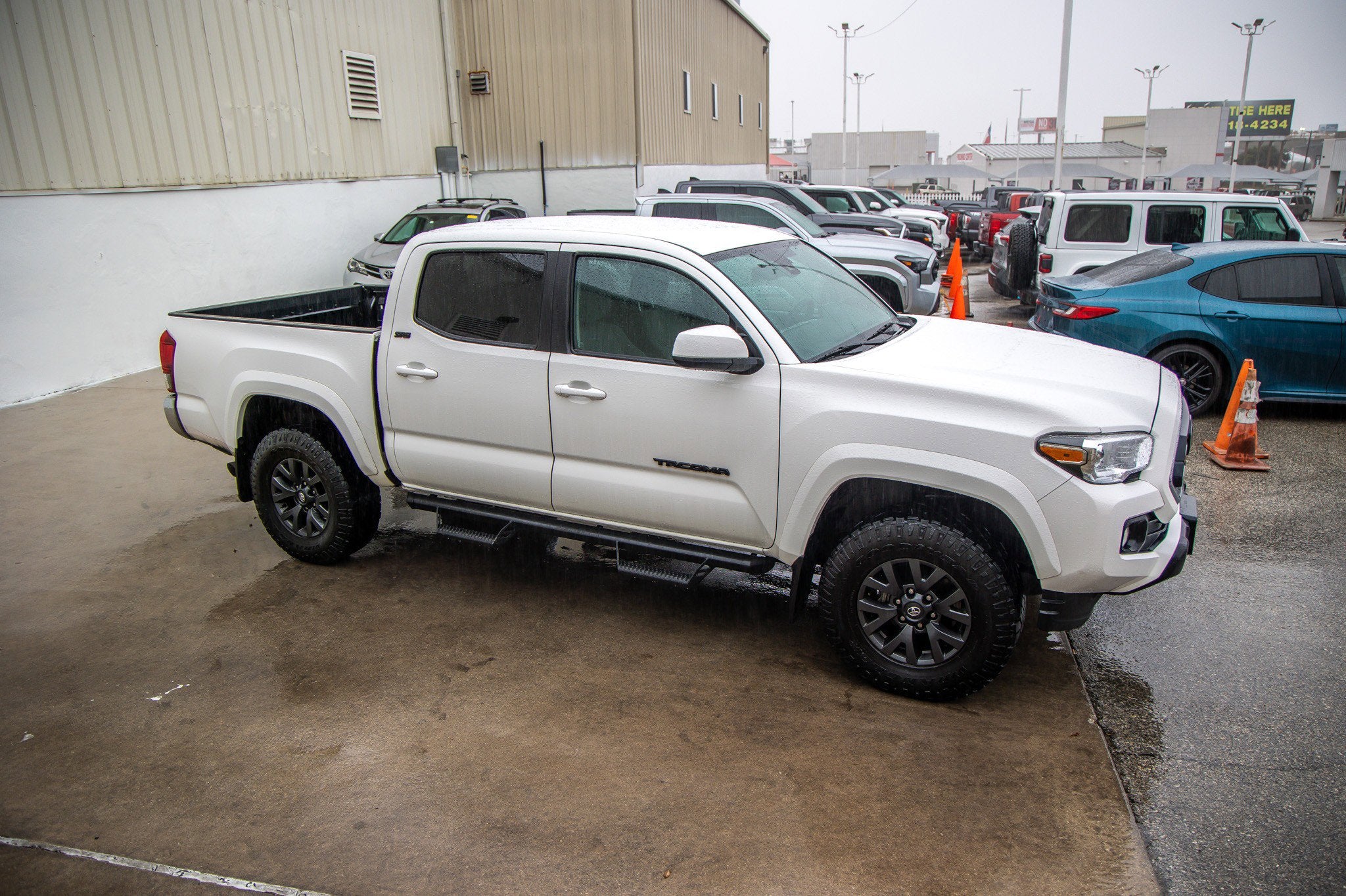 2023 Toyota TACOMA SR5 SR5