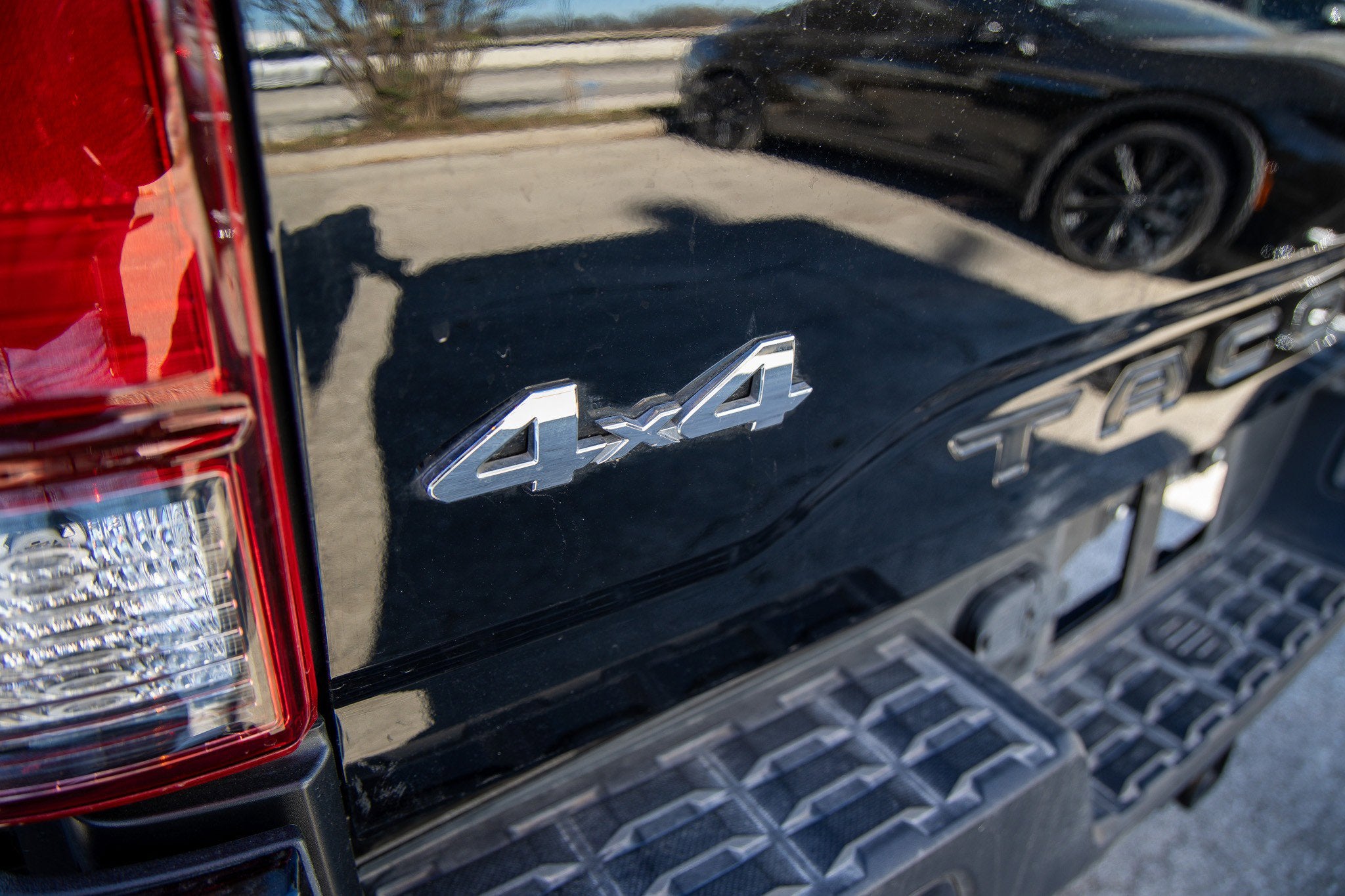 2023 Toyota TACOMA SR SR5