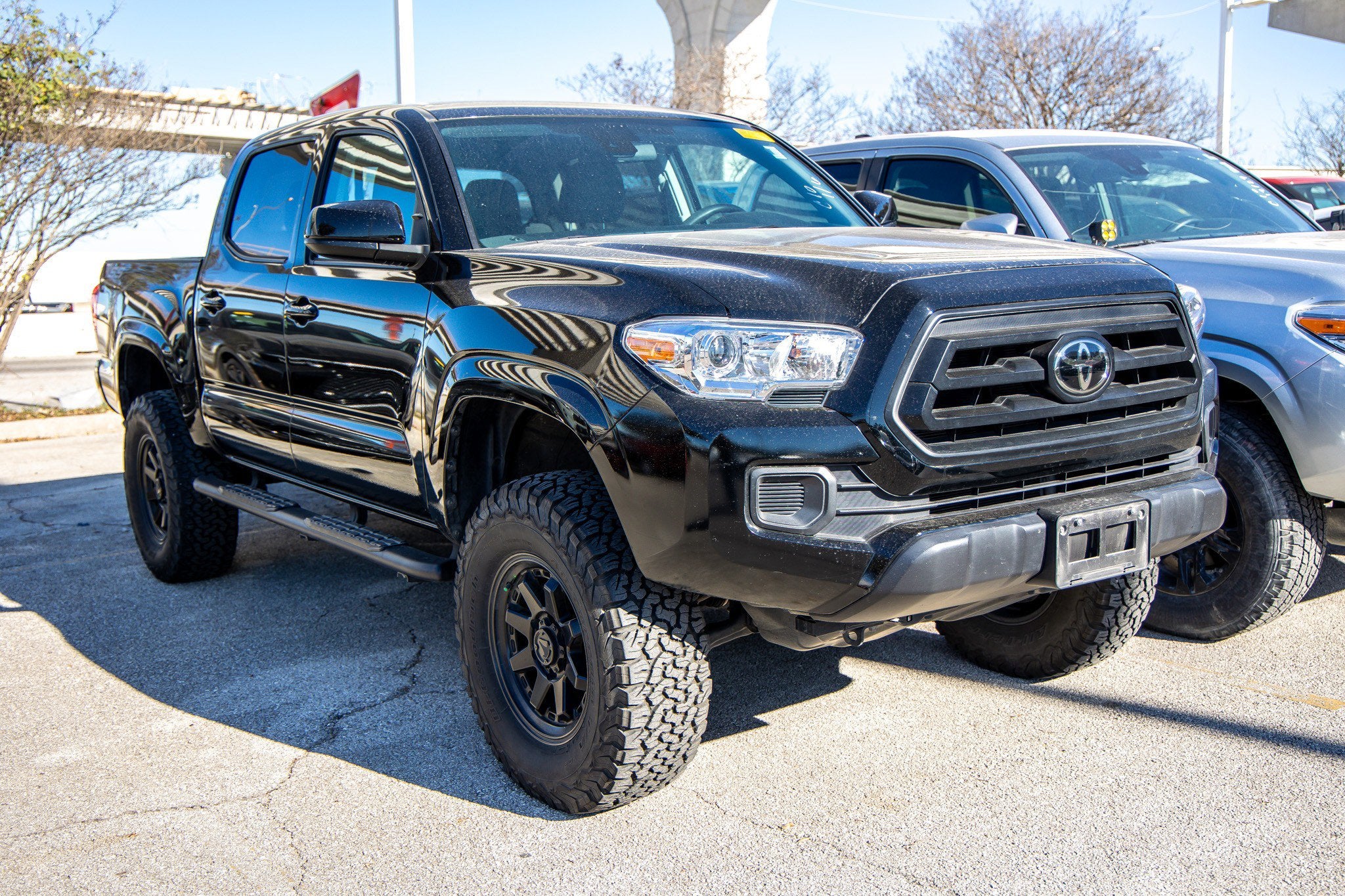 2023 Toyota TACOMA SR SR5