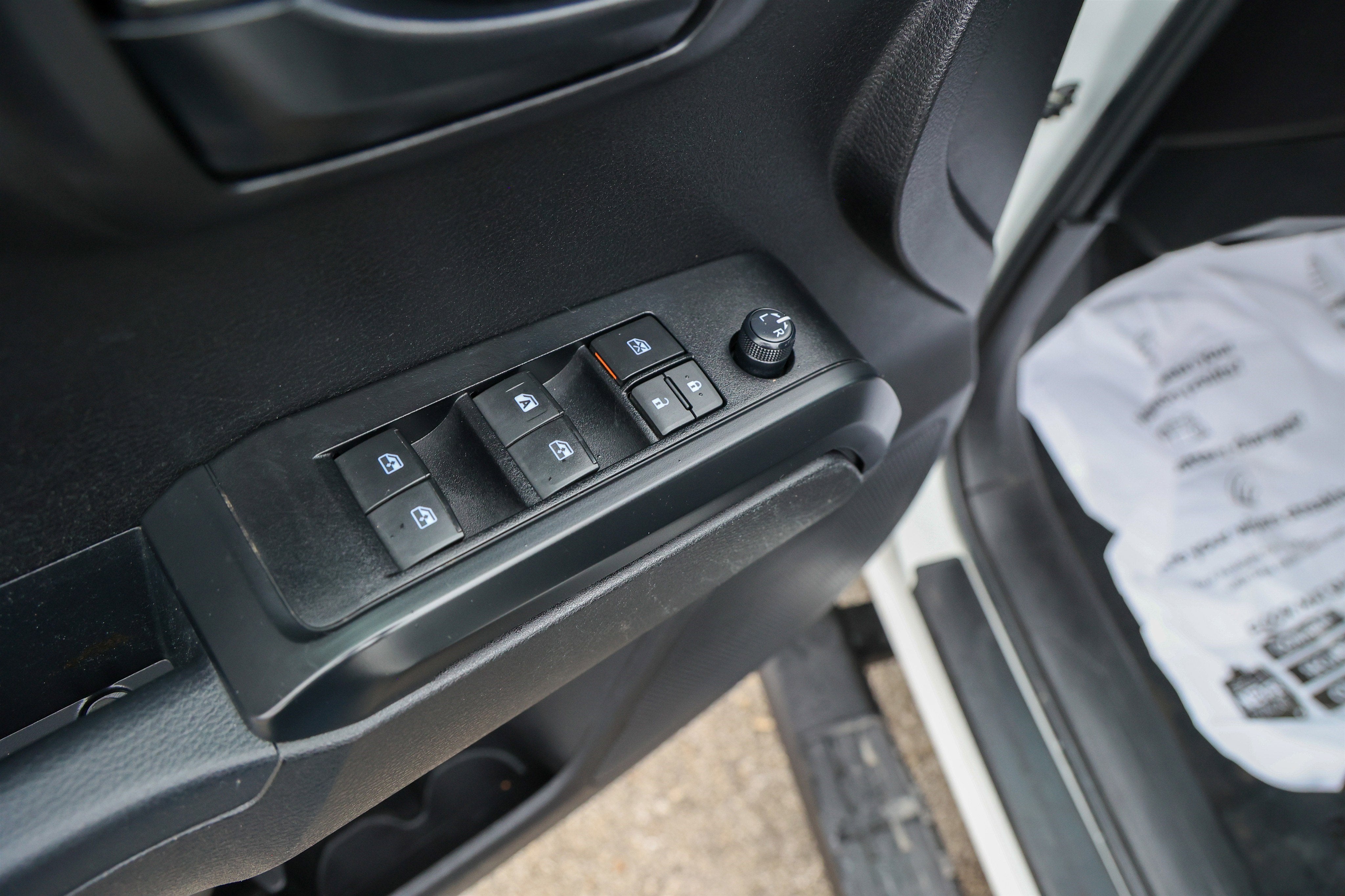 2023 Toyota TACOMA SR SR