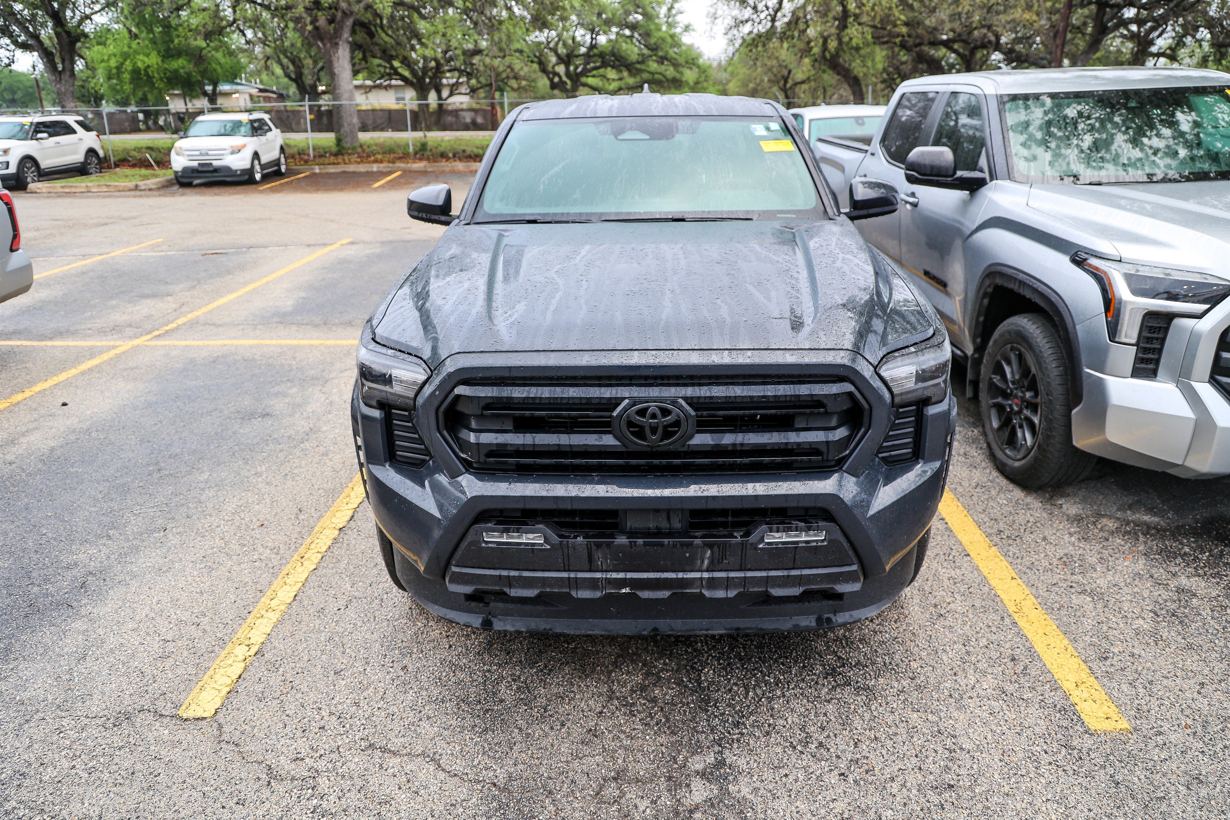 2025 Toyota TACOMA SR5 SR5