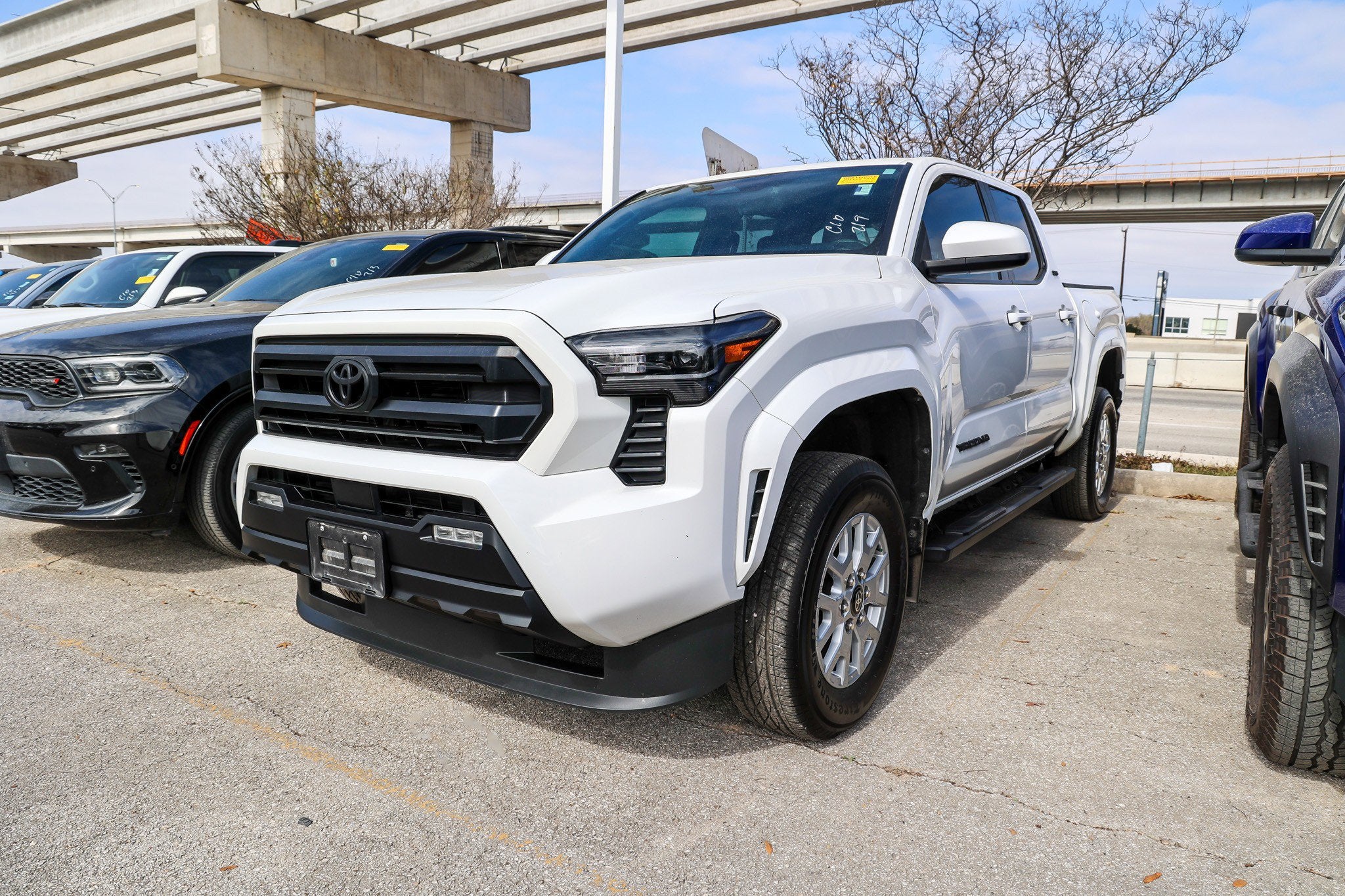 2024 Toyota TACOMA SR5 SR5