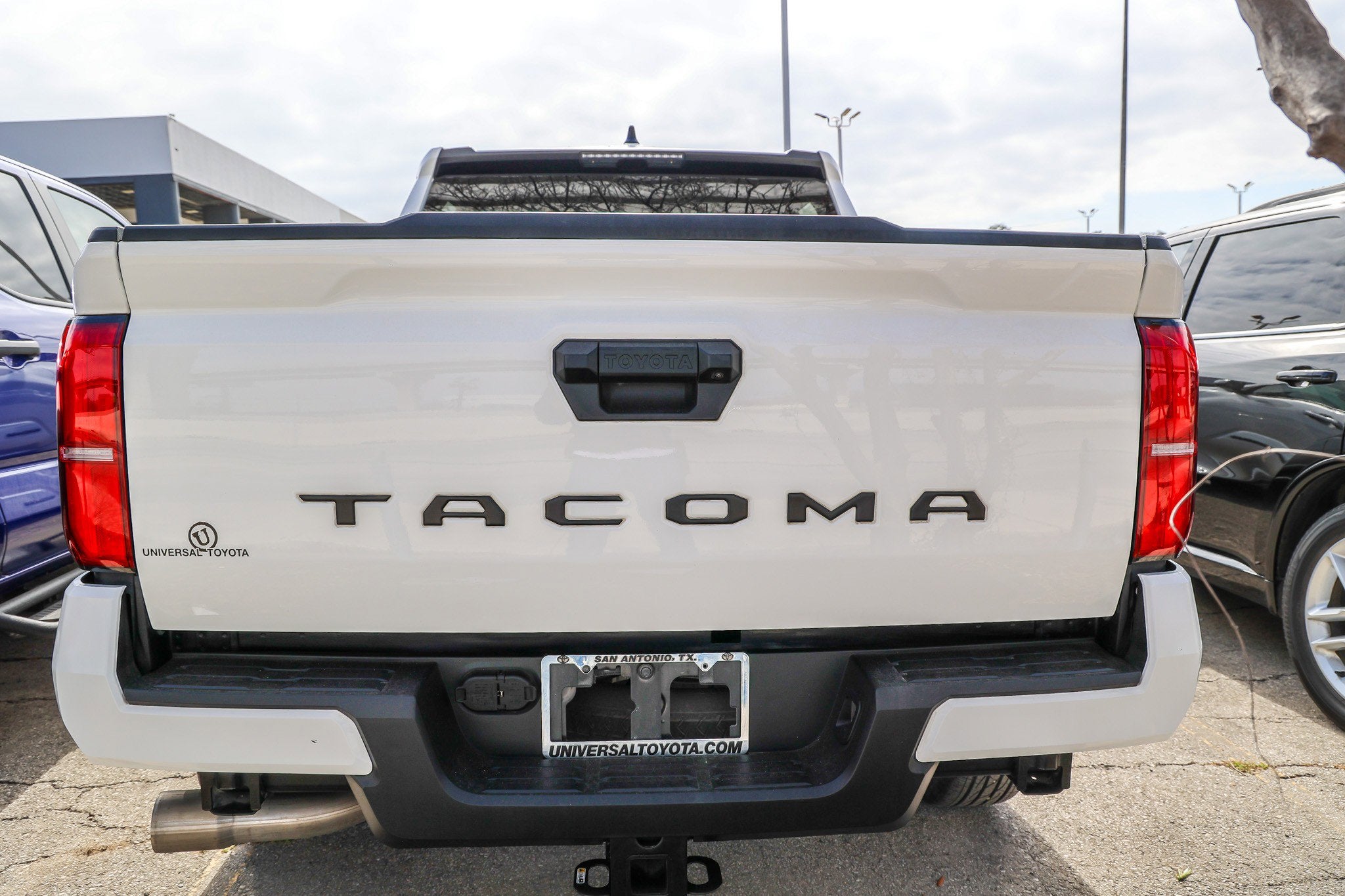 2024 Toyota TACOMA SR5 SR5