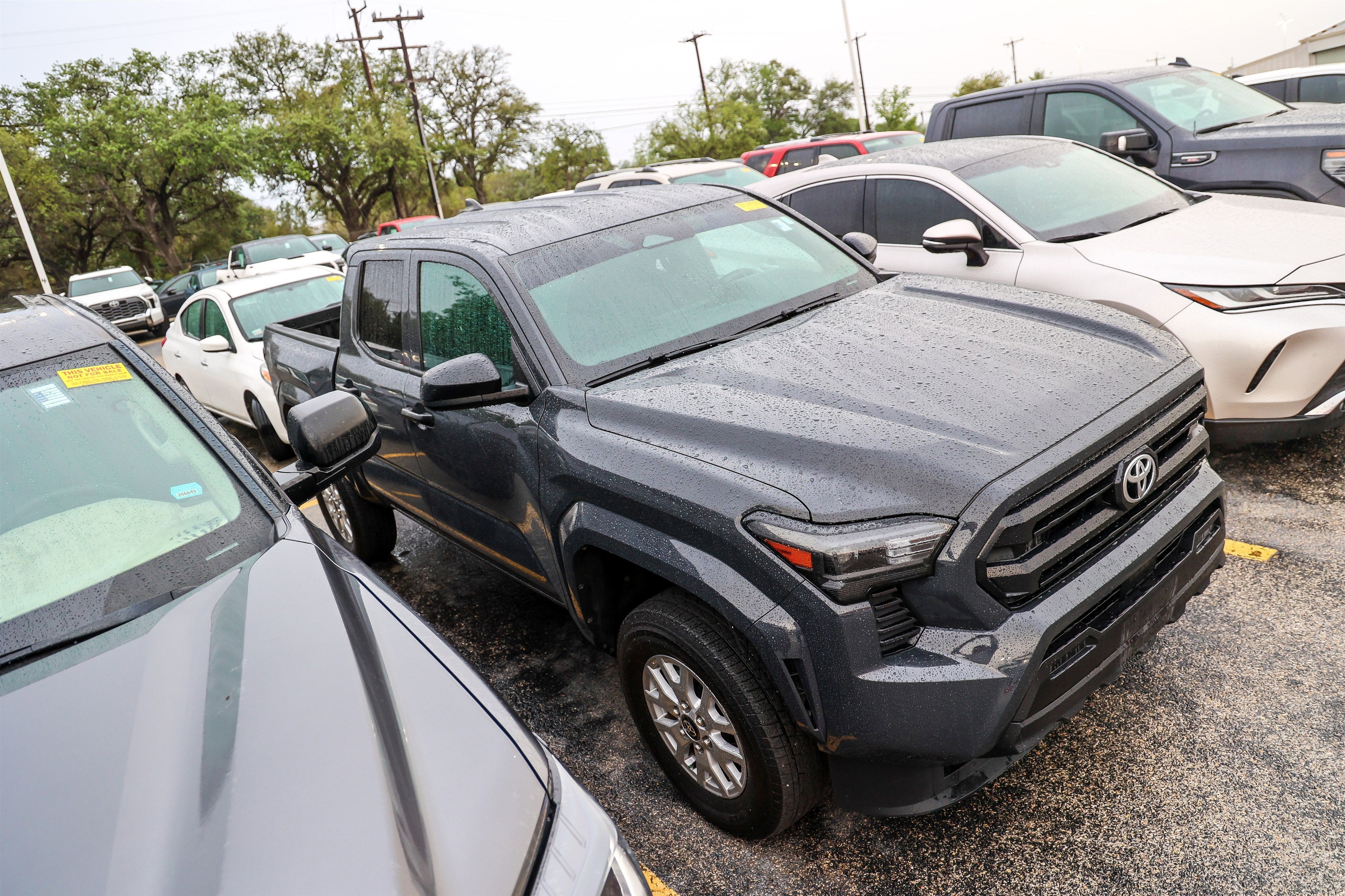 2025 Toyota TACOMA SR SR