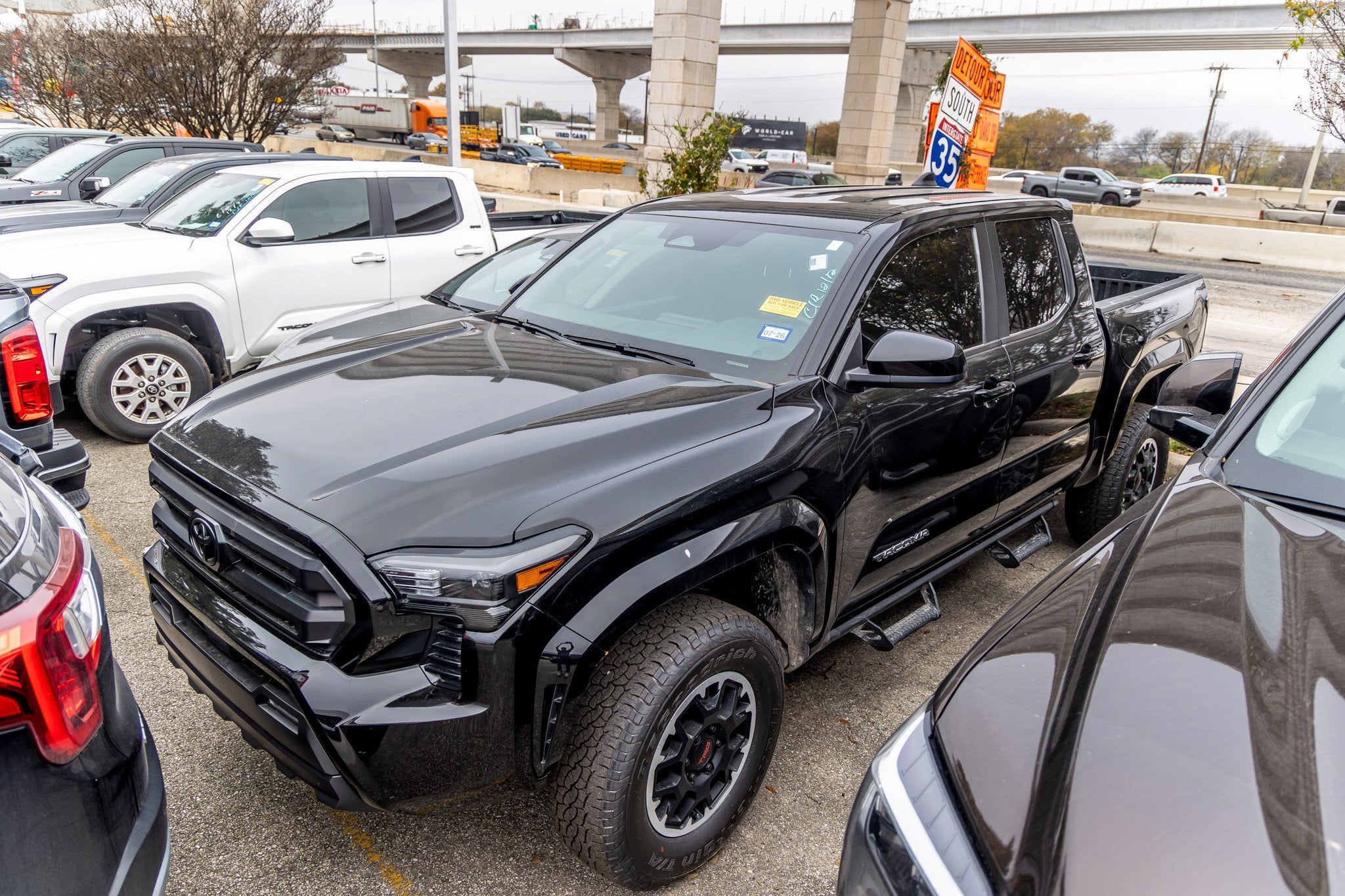 2024 Toyota TACOMA SR5 SR5