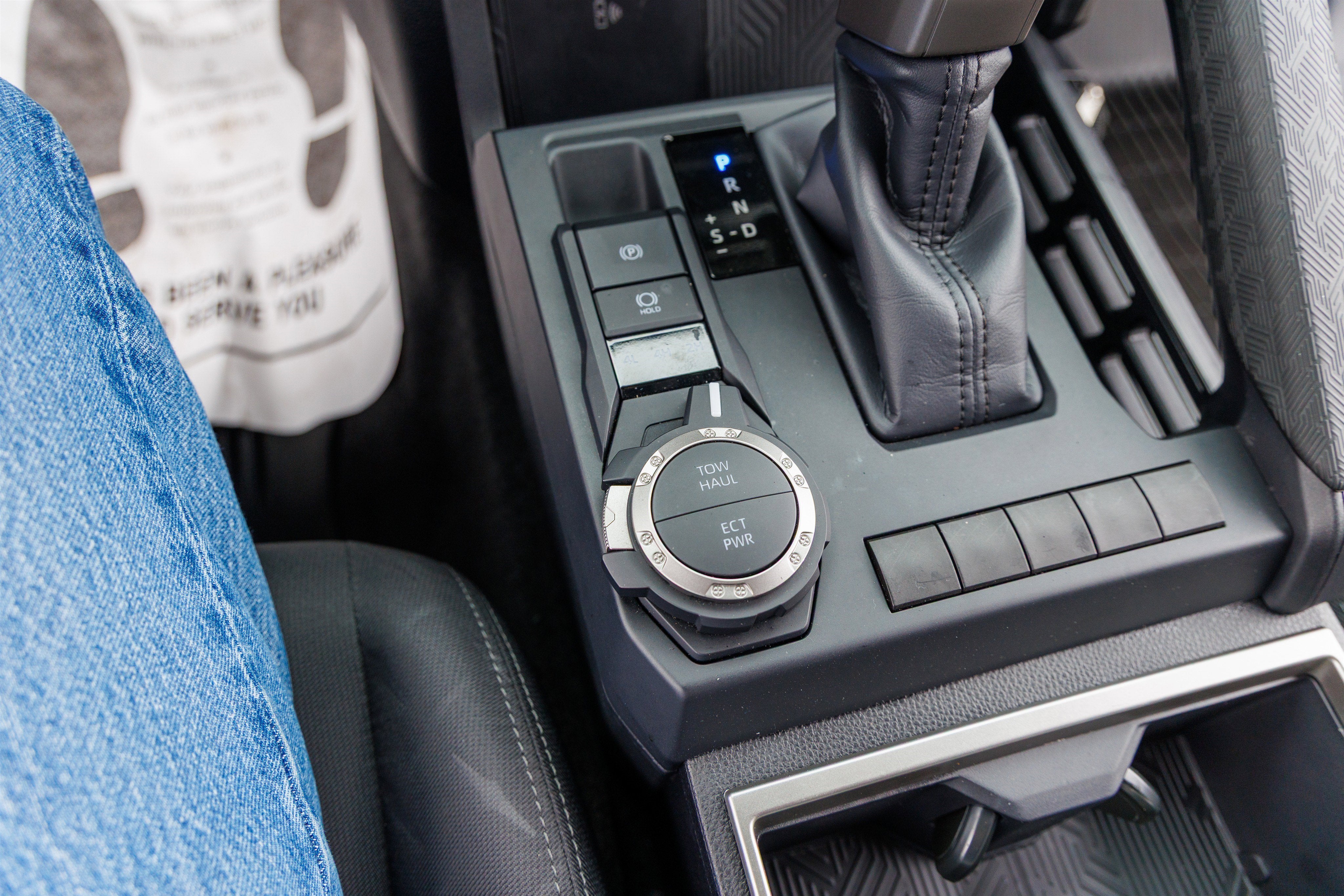 2025 Toyota TACOMA SR5 SR5