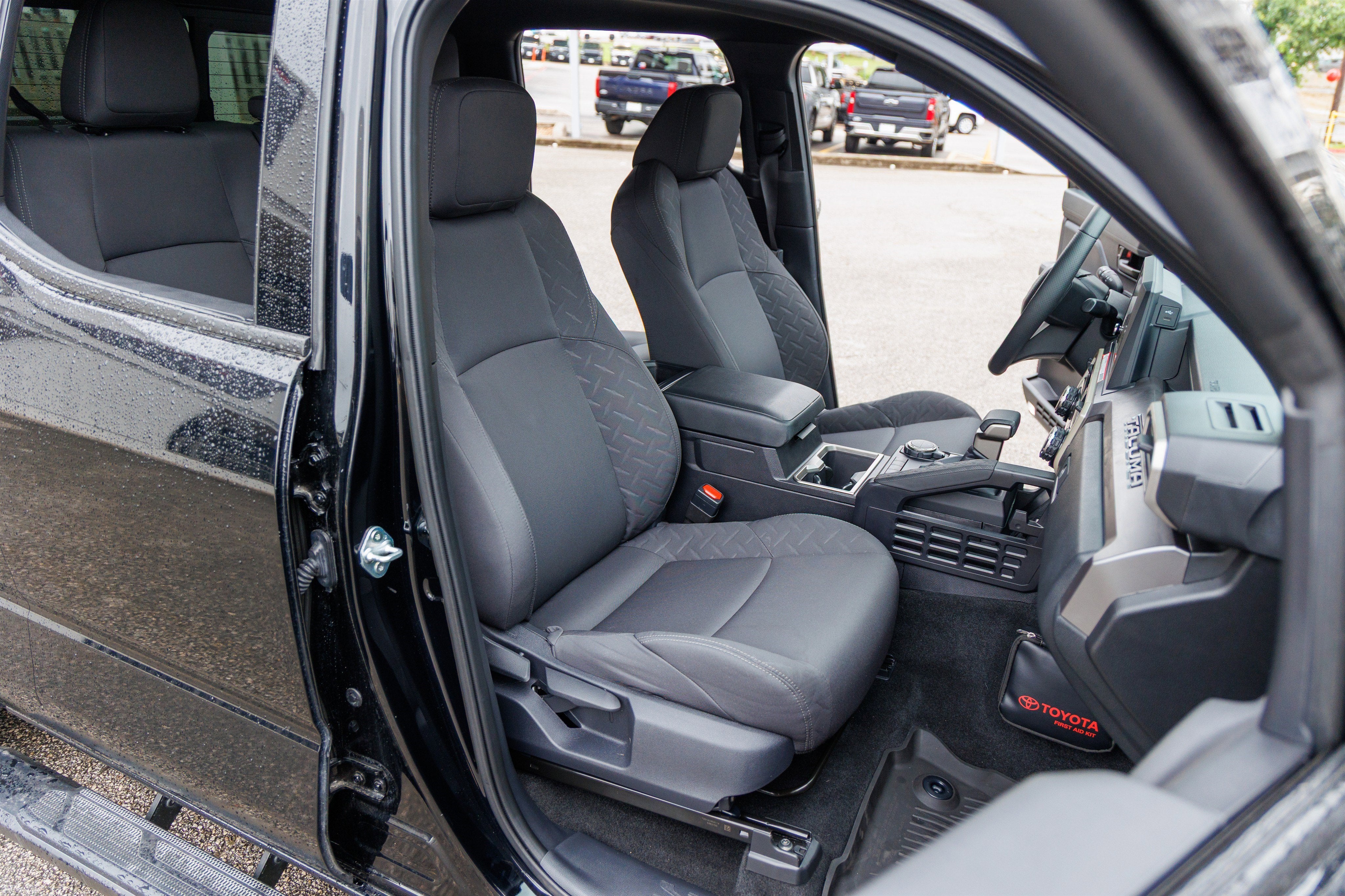 2025 Toyota TACOMA SR5 SR5