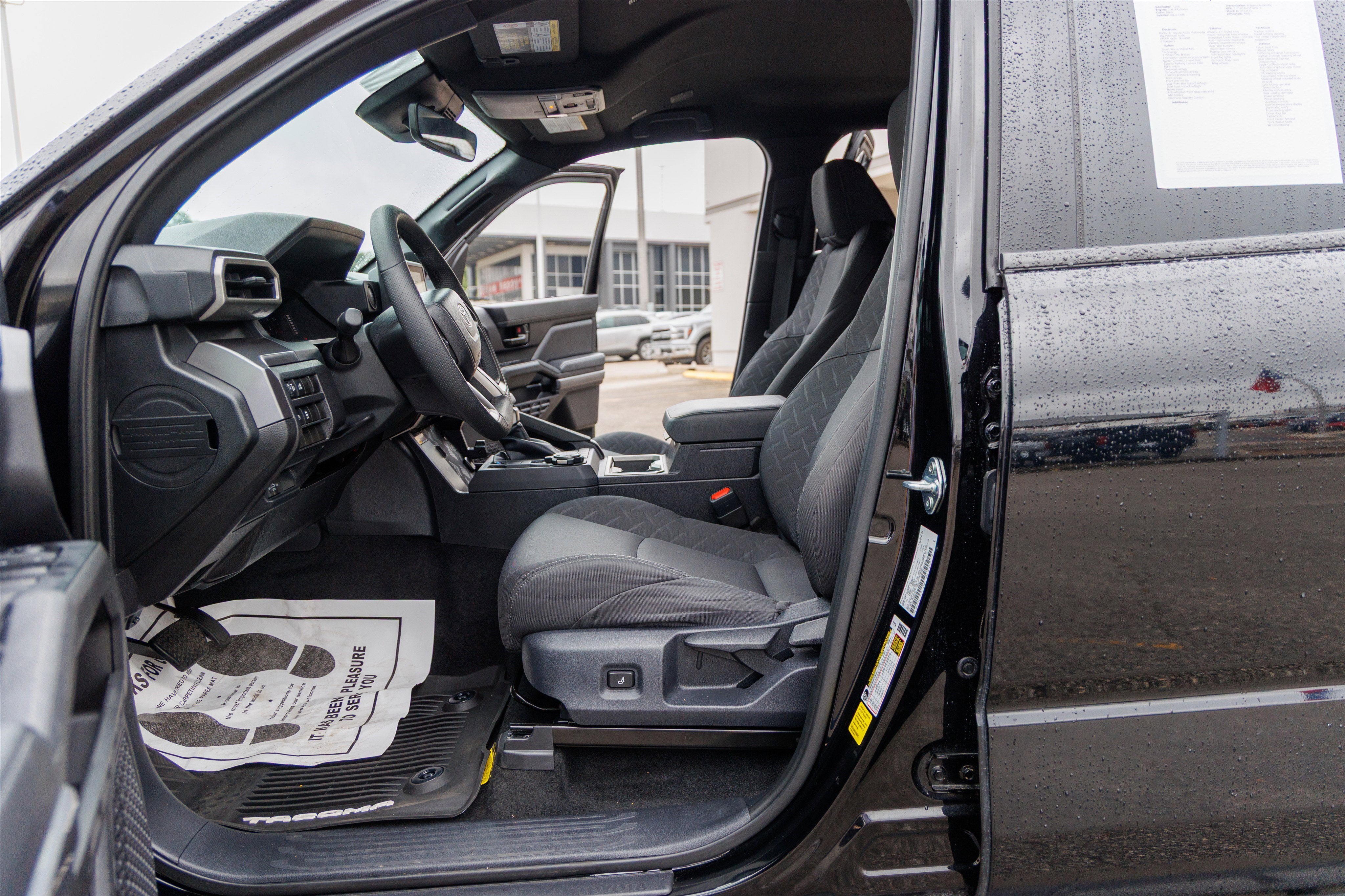 2025 Toyota TACOMA SR5 SR5