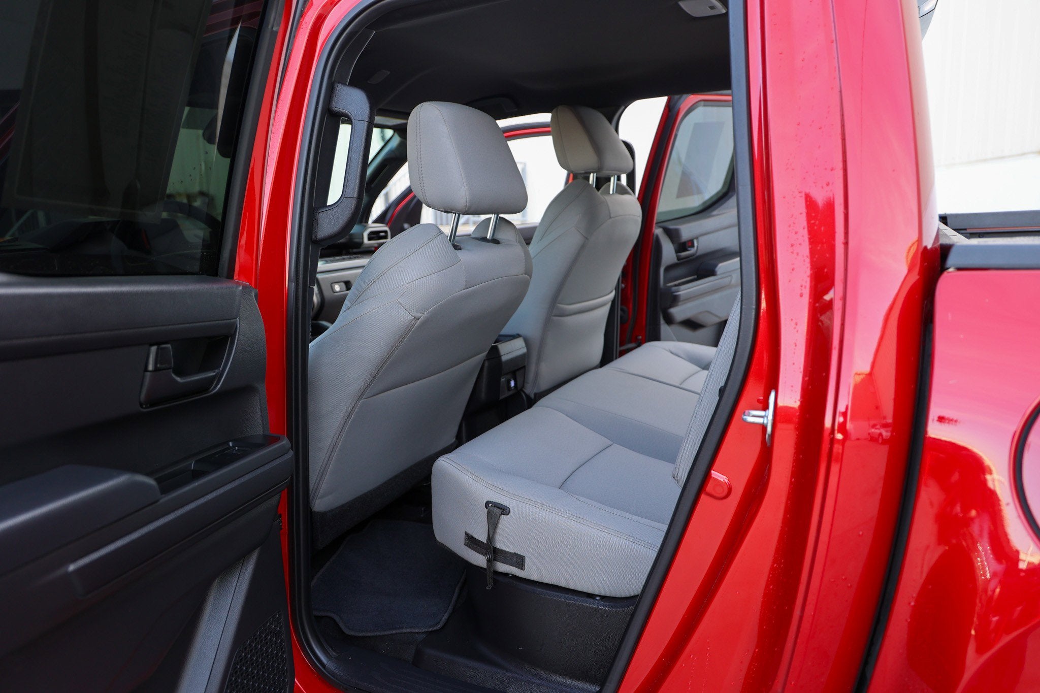 2025 Toyota TACOMA SR5 SR5