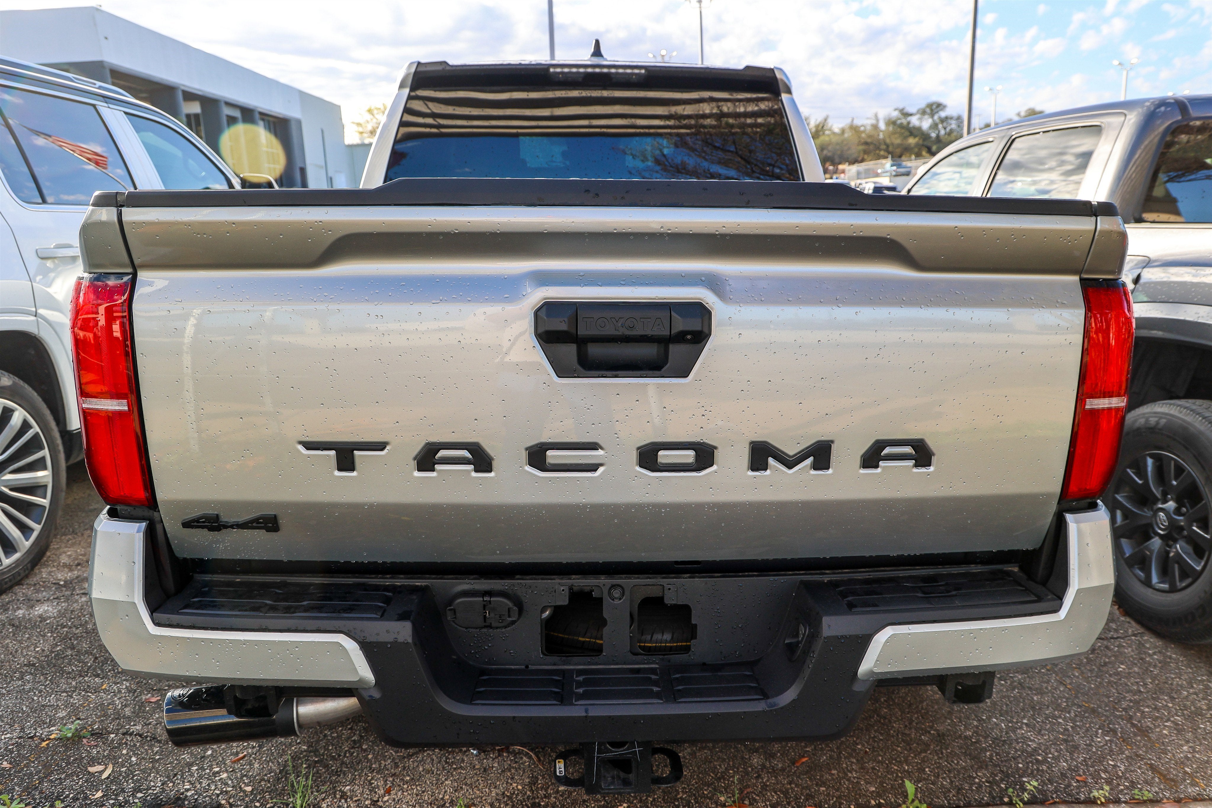 2025 Toyota TACOMA SR5 SR5