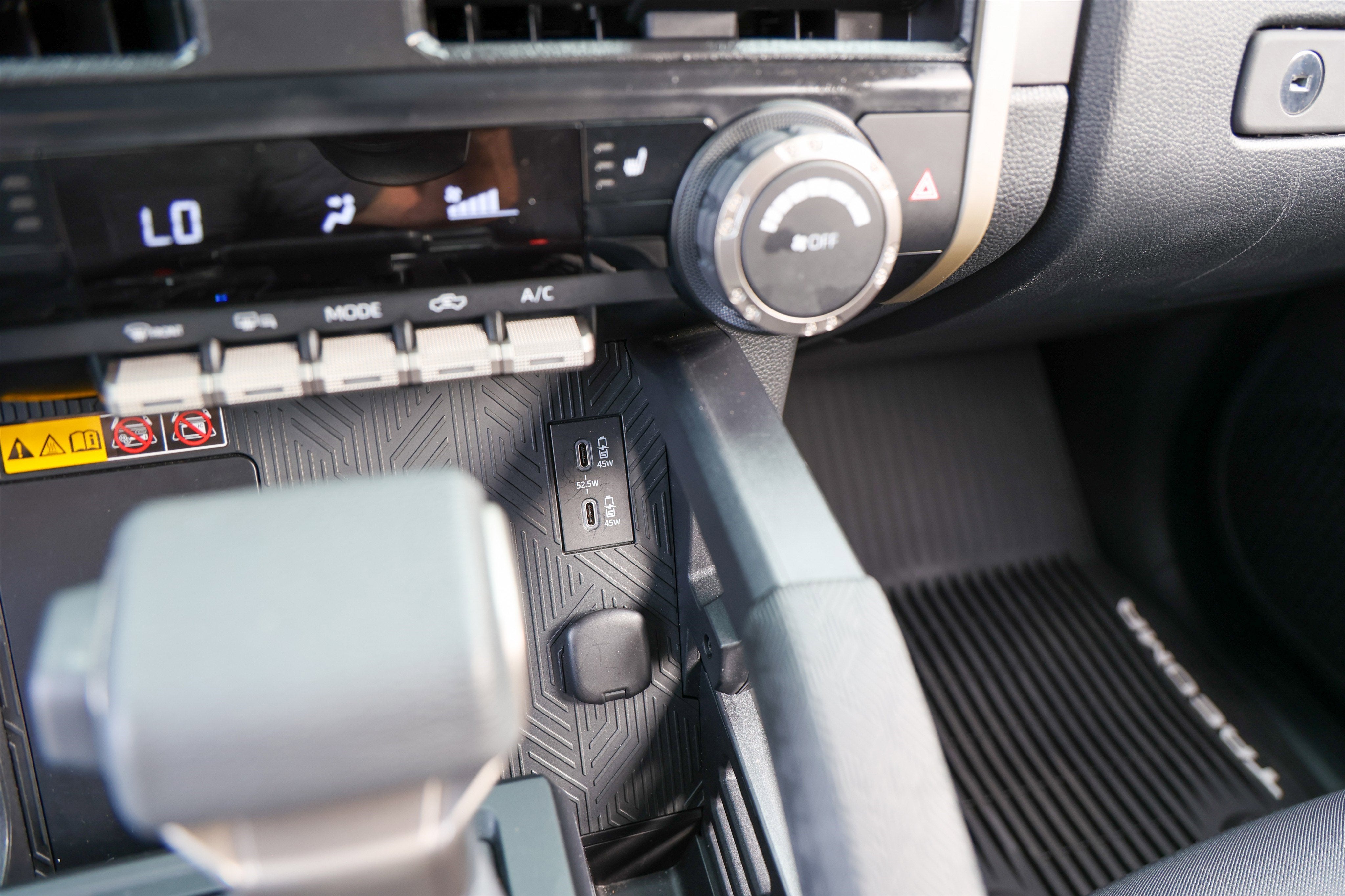 2025 Toyota TACOMA SR5 SR5