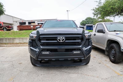 2025 Toyota TACOMA SR5 SR5