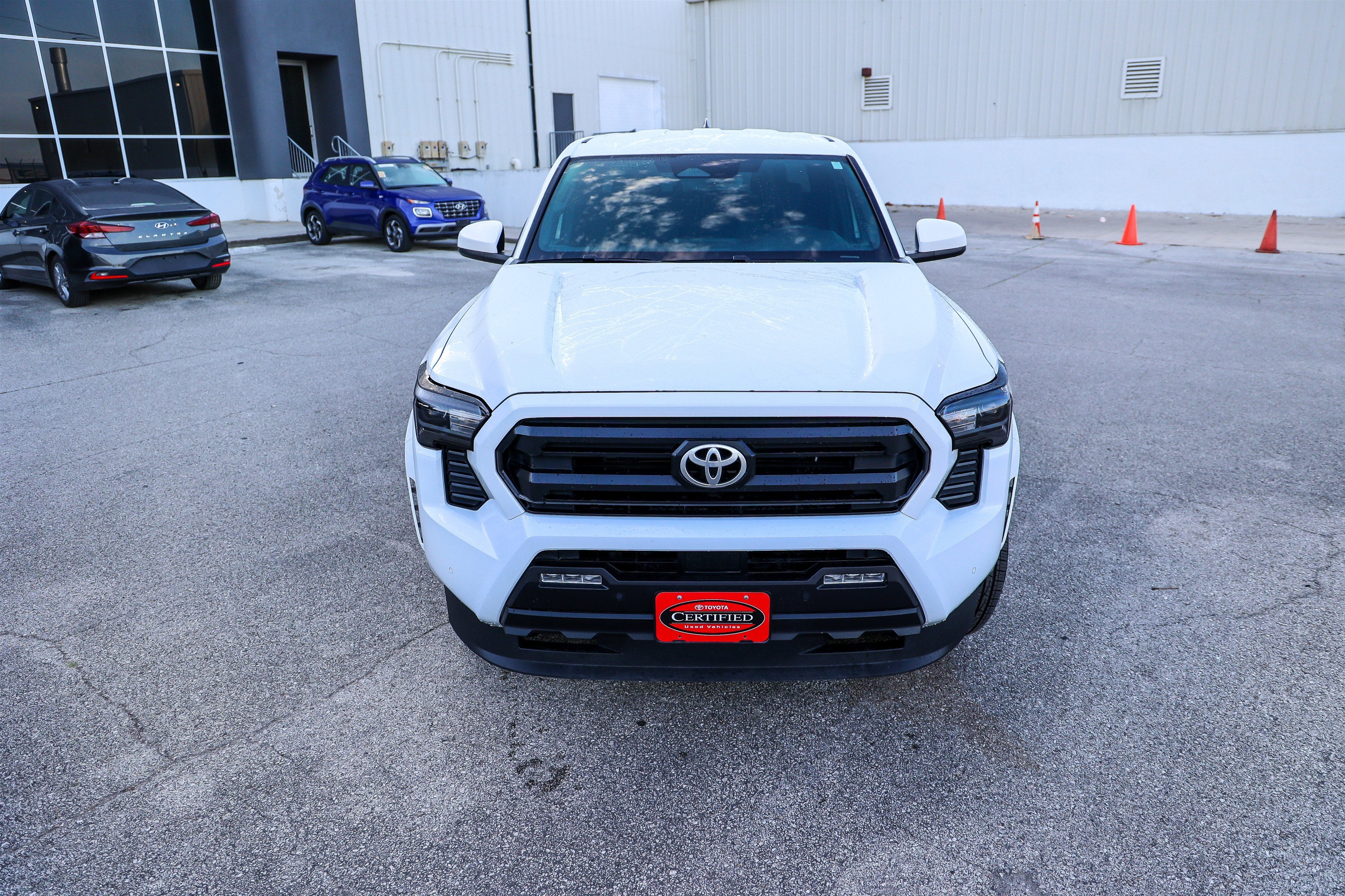 2025 Toyota TACOMA SR5 SR5