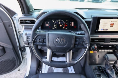 2025 Toyota TACOMA SR5 SR5