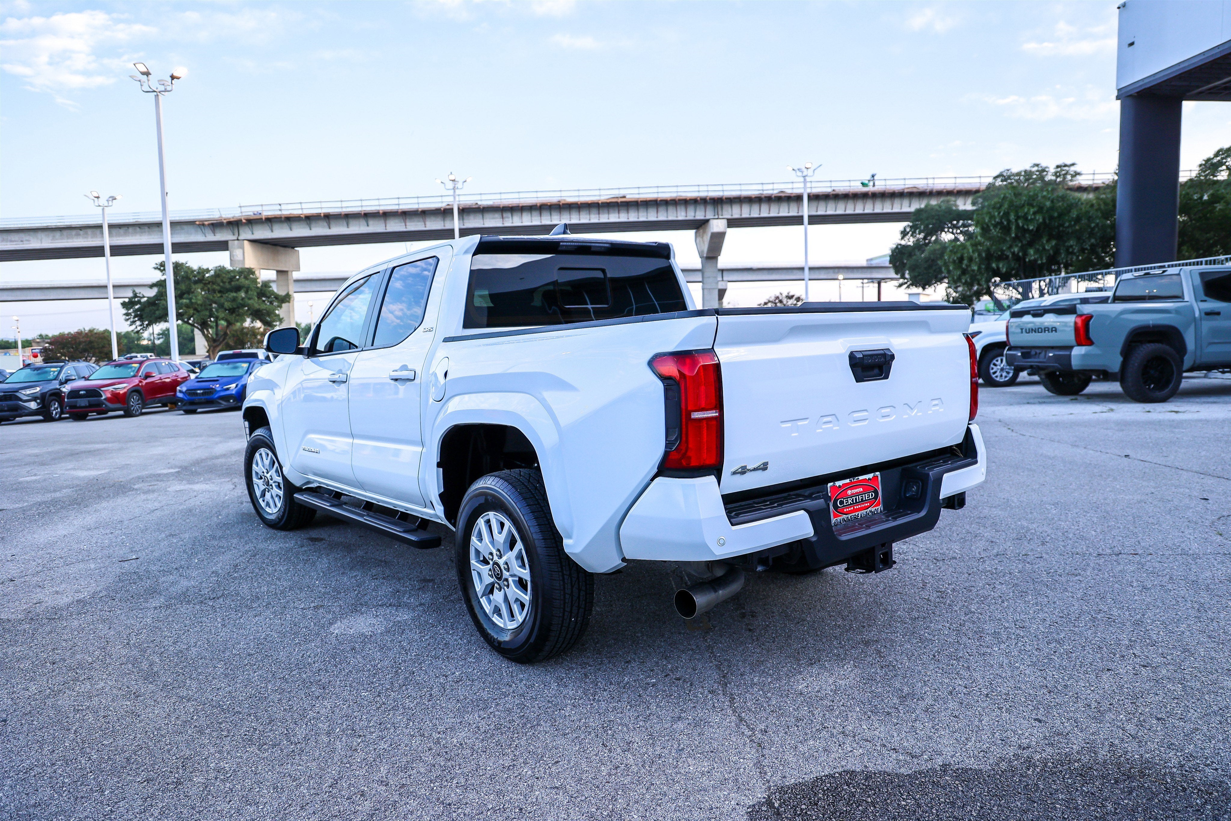 2025 Toyota TACOMA SR5 SR5