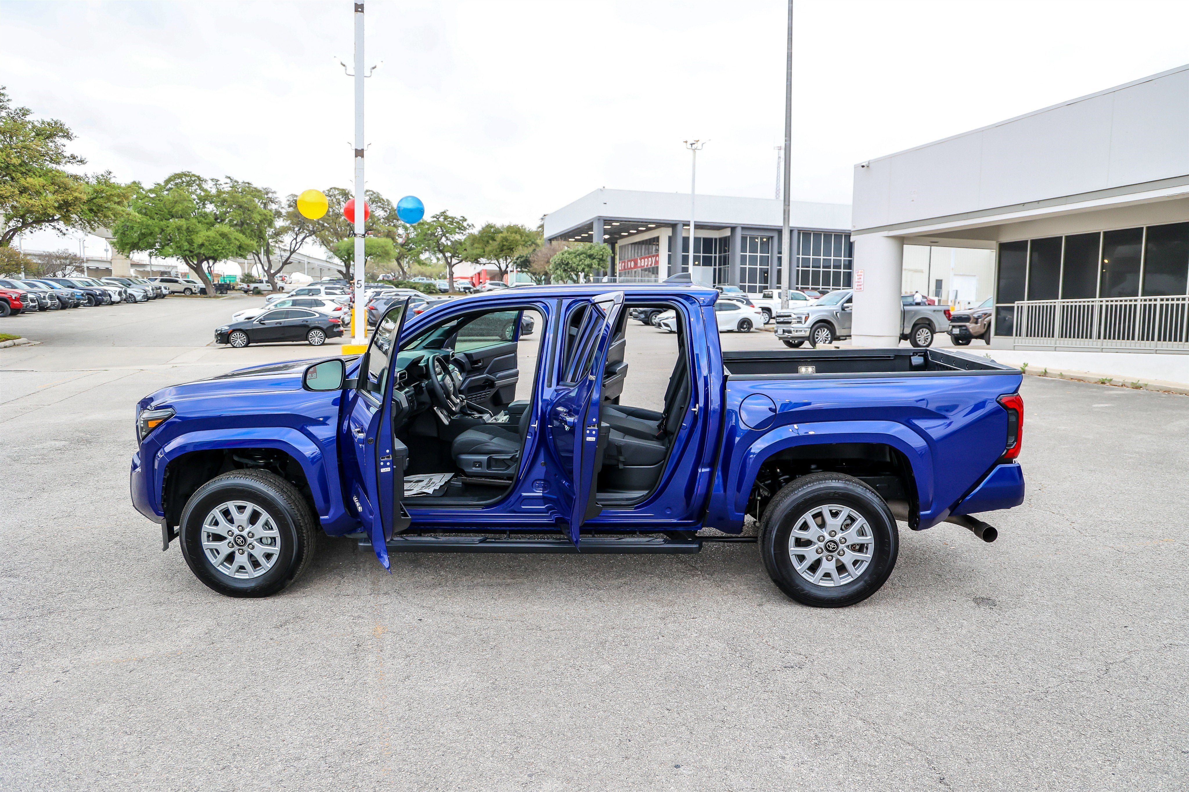 2025 Toyota TACOMA SR5 SR5