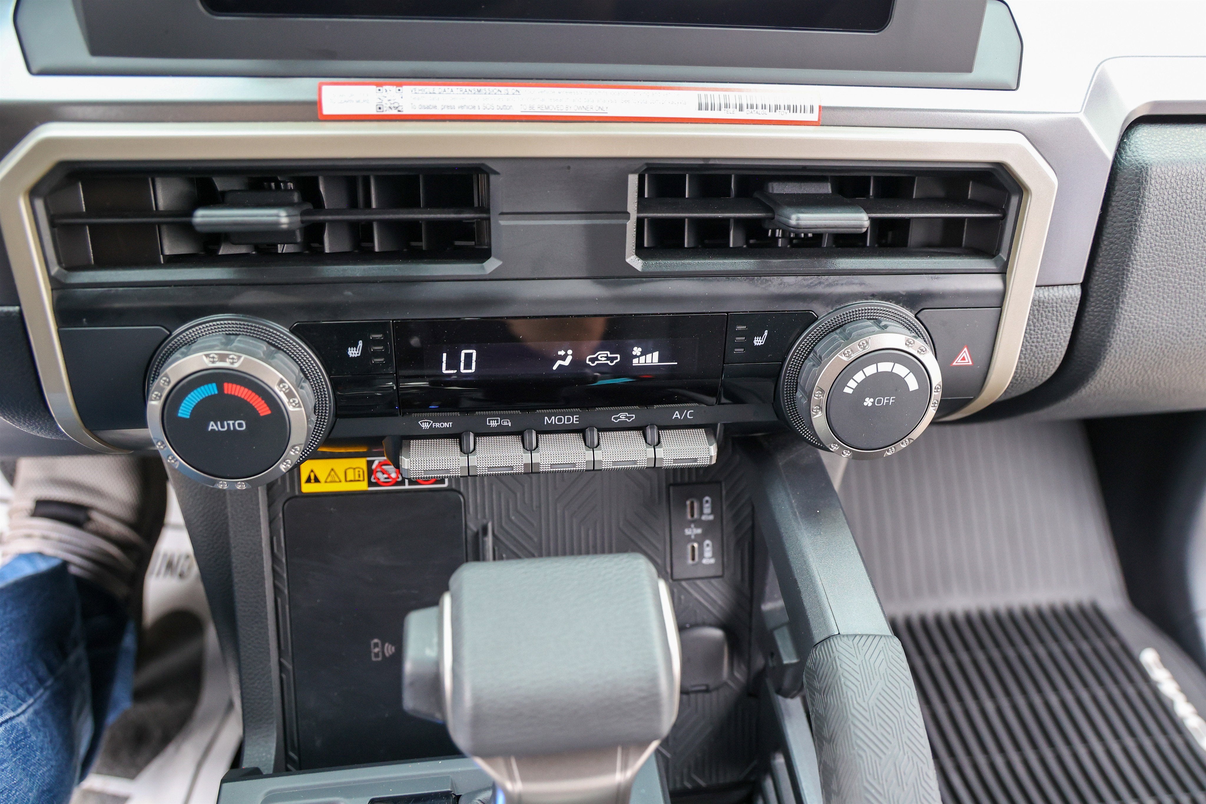 2025 Toyota TACOMA SR5 SR5