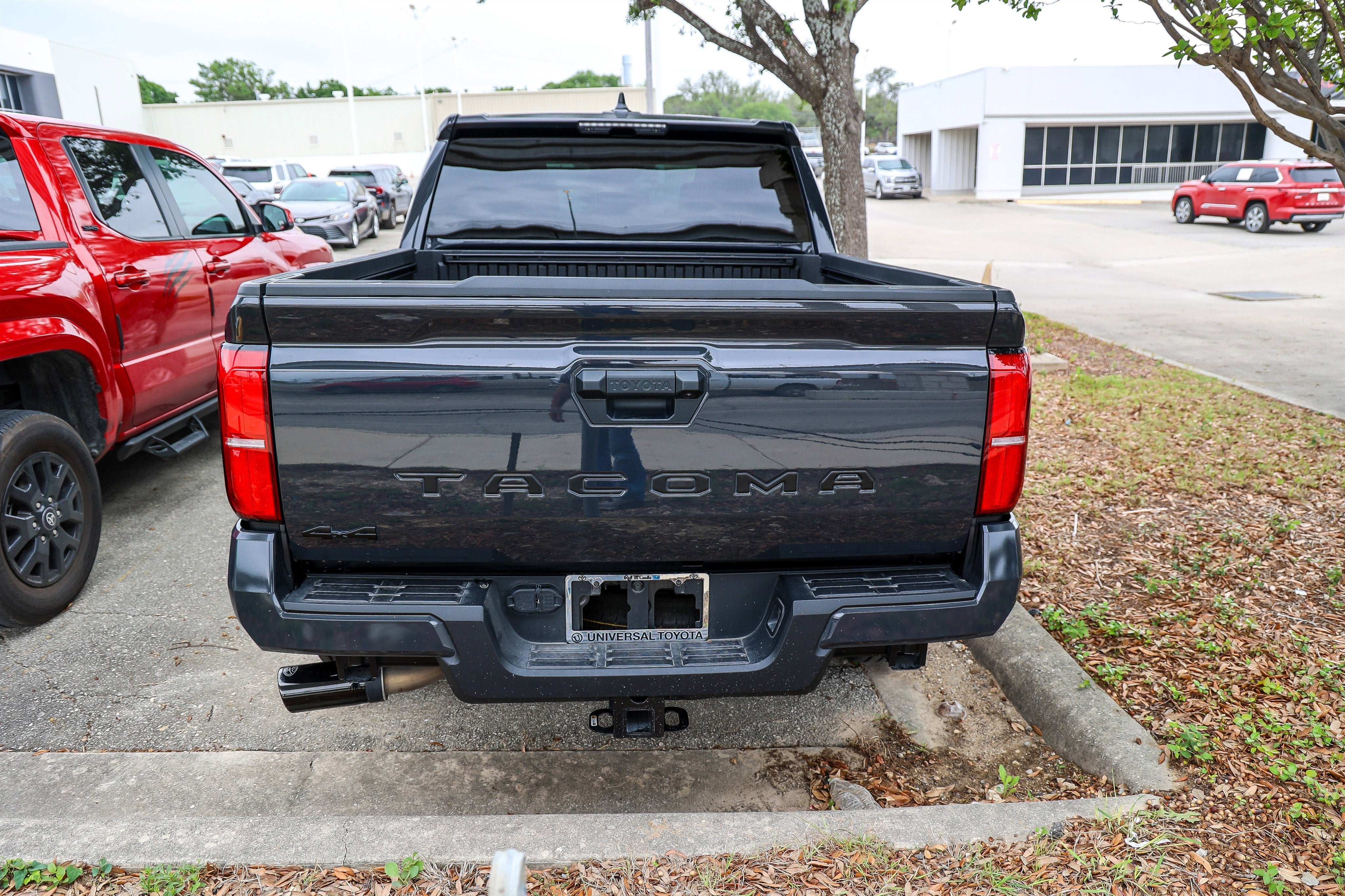 2025 Toyota TACOMA SR5 SR5