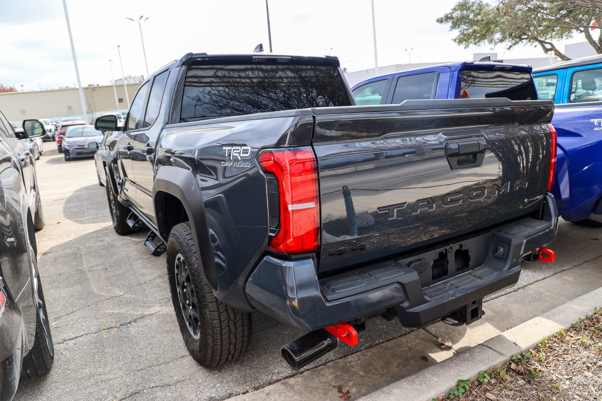 2025 Toyota TACOMA TRD OFFRD TRD Off Road Hybrid