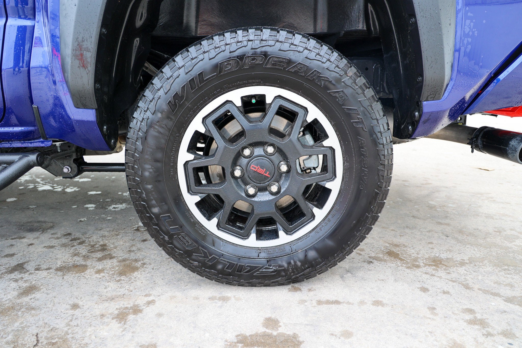 2025 Toyota TACOMA TRD OFFRD TRD Off Road Hybrid