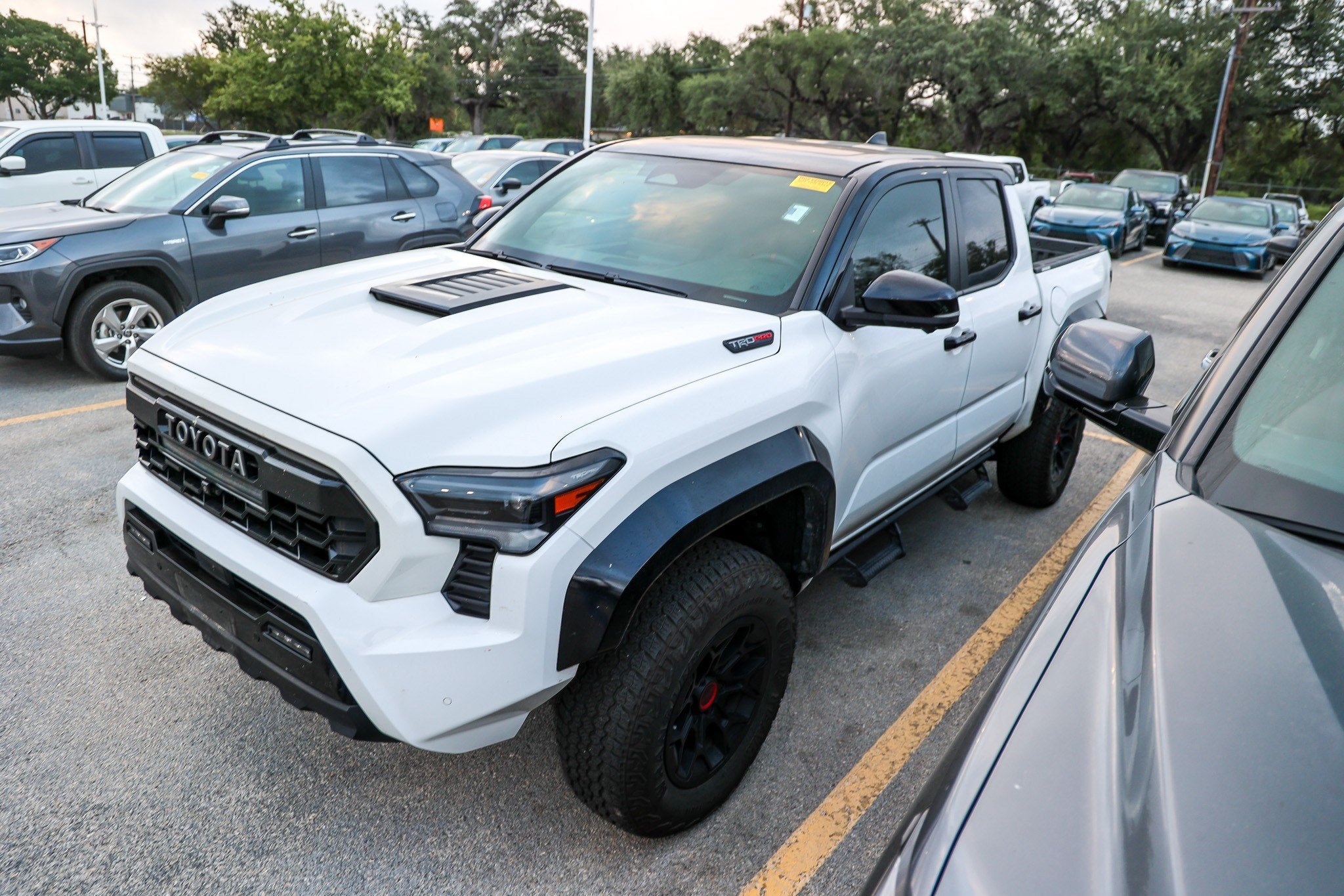 2025 Toyota Tacoma i-FORCE MAX TRD Pro Hybrid