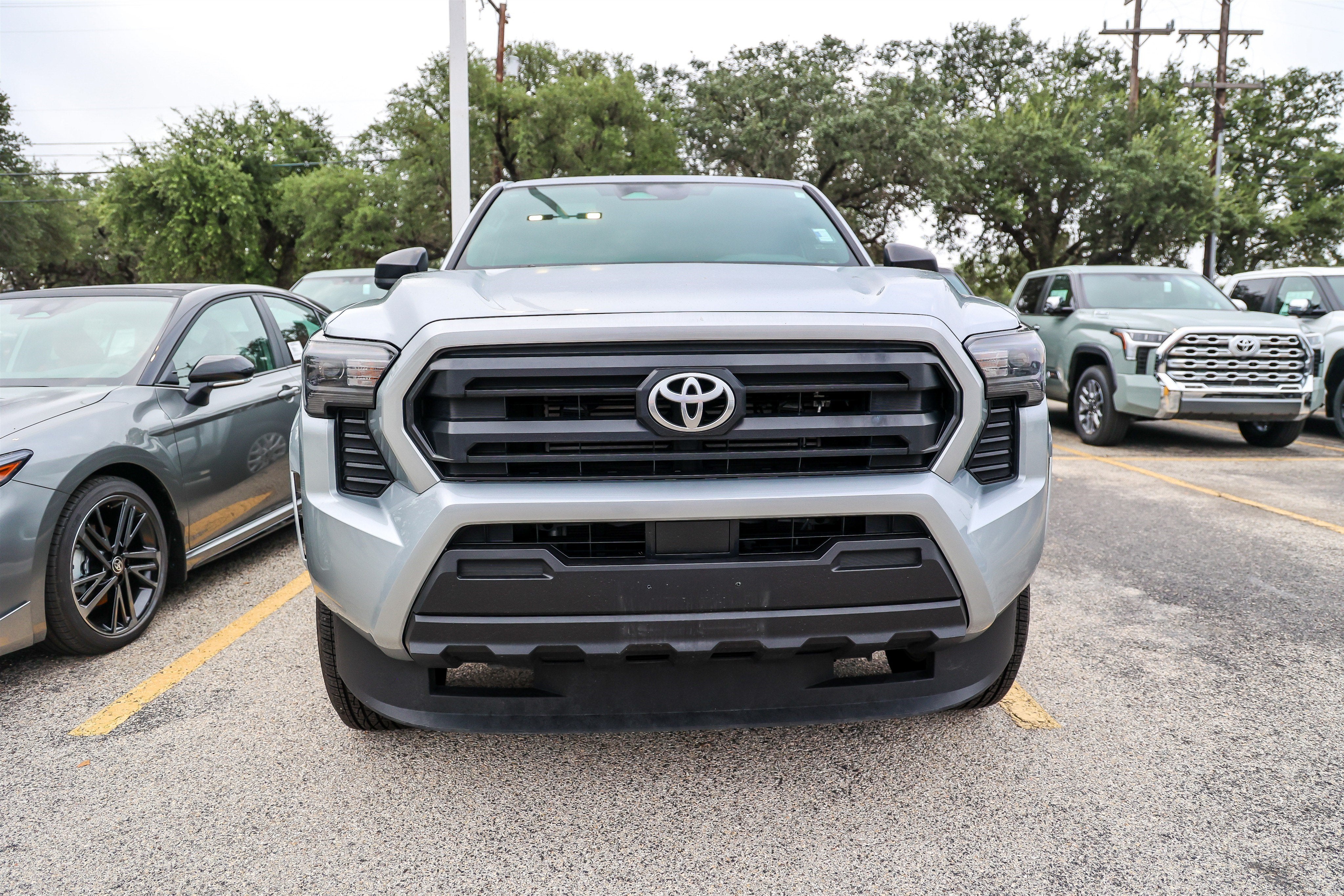 2025 Toyota Tacoma SR