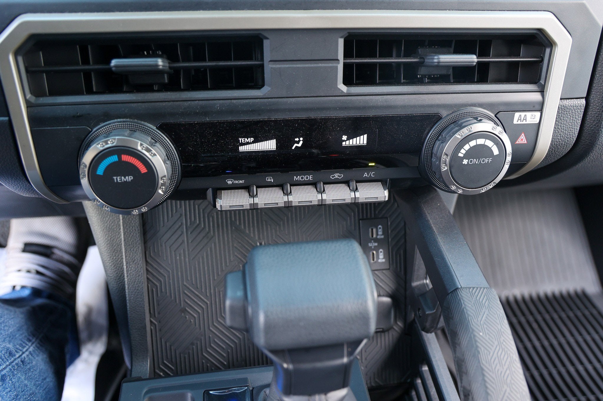 2024 Toyota TACOMA SR SR