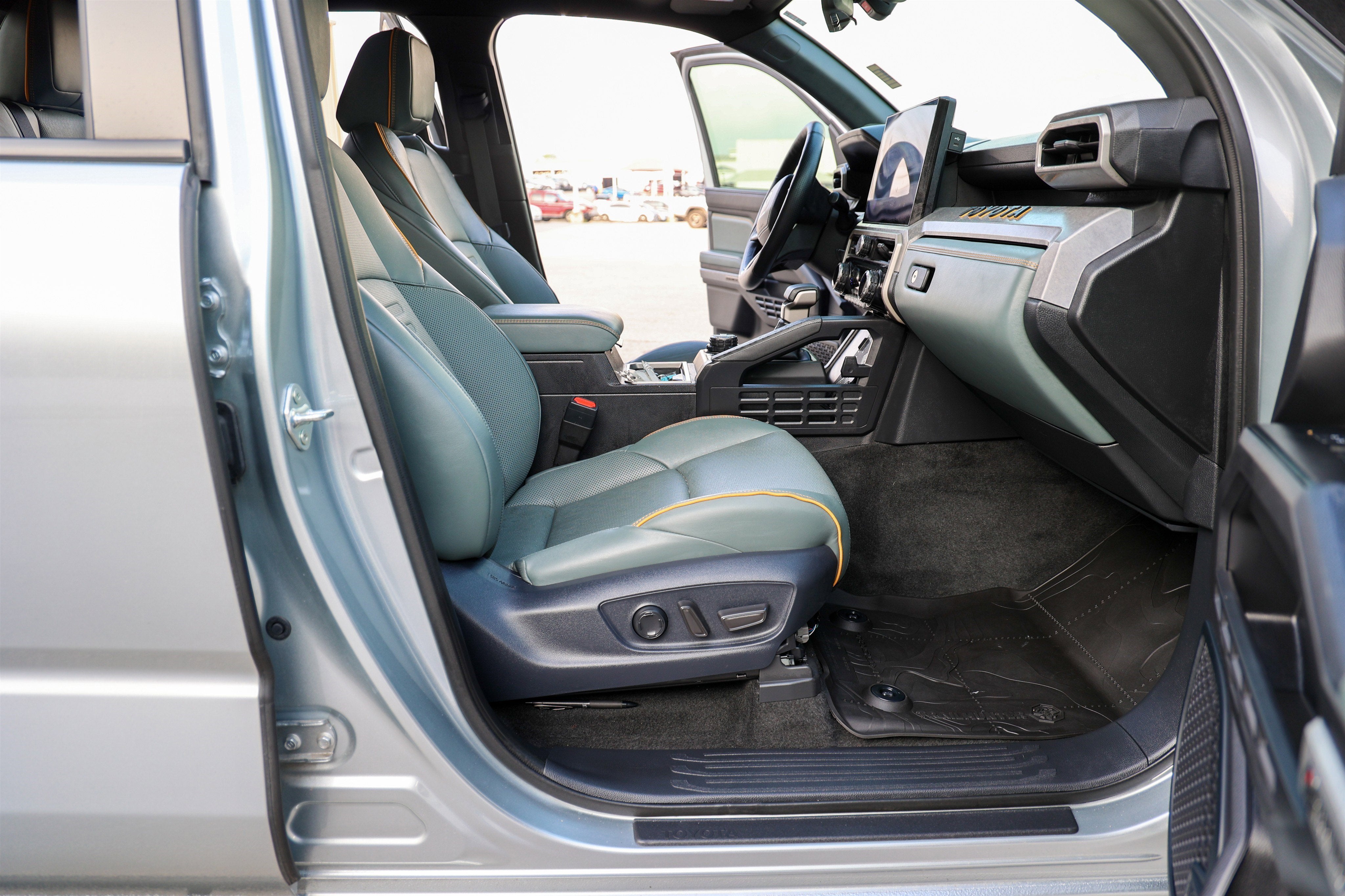 2024 Toyota Tacoma i-FORCE MAX TRD Off Road Hybrid