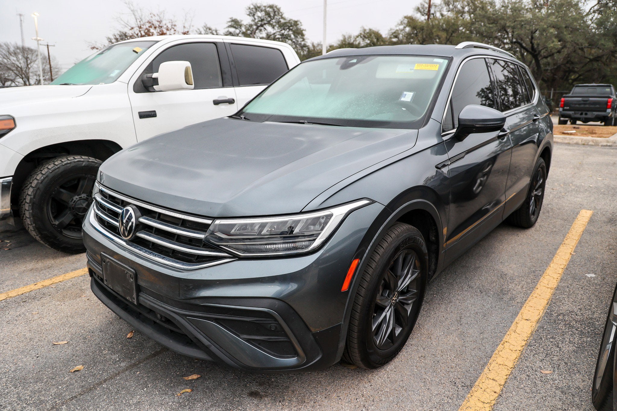 2023 Volkswagen Tiguan SE