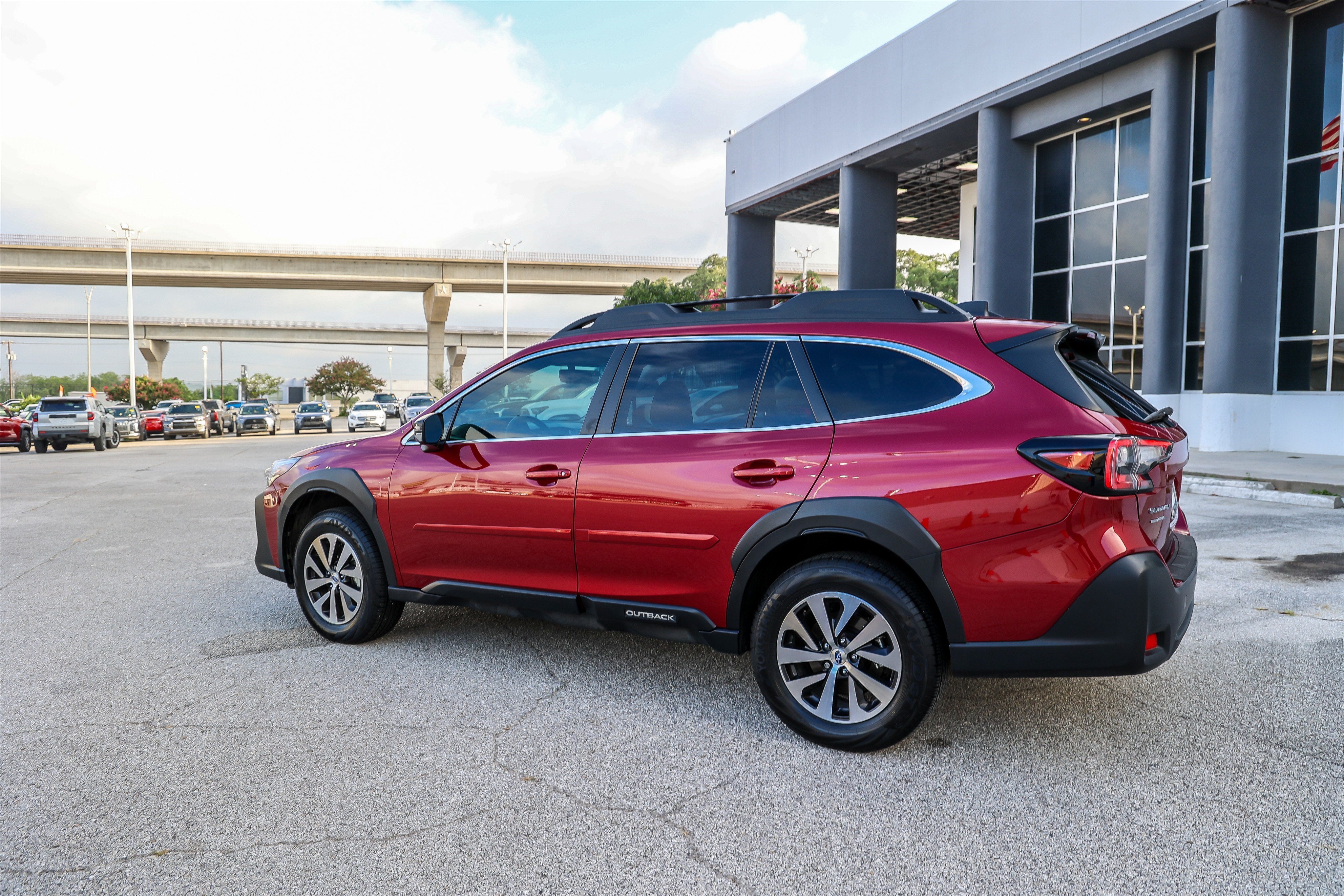 2025 Subaru Outback Premium