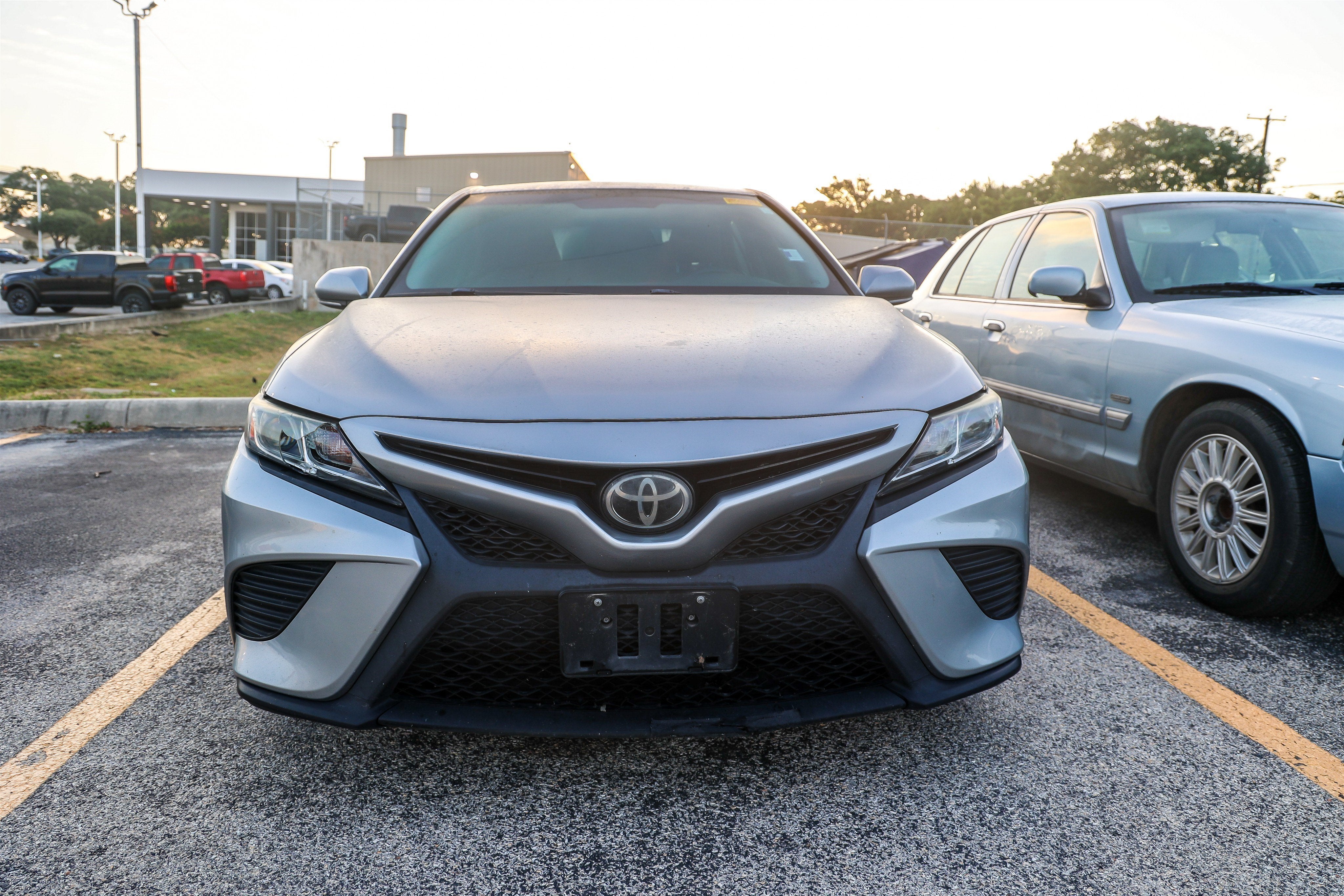 2018 Toyota Camry SE