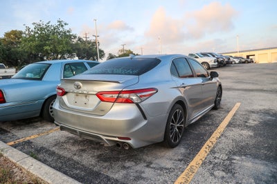 2018 Toyota Camry SE