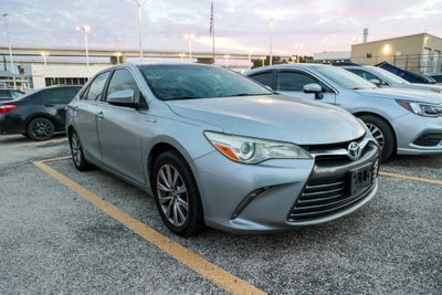 2017 Toyota Camry Hybrid XLE