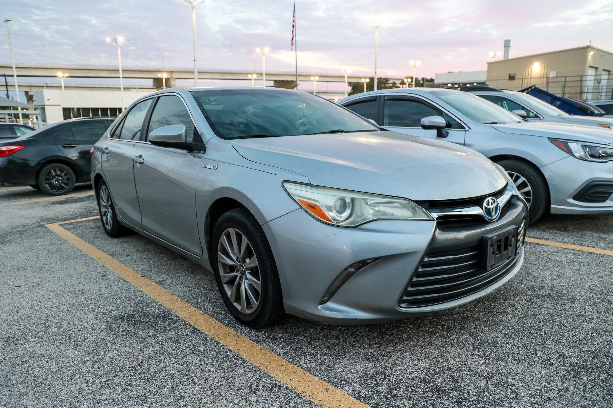 2017 Toyota Camry Hybrid XLE