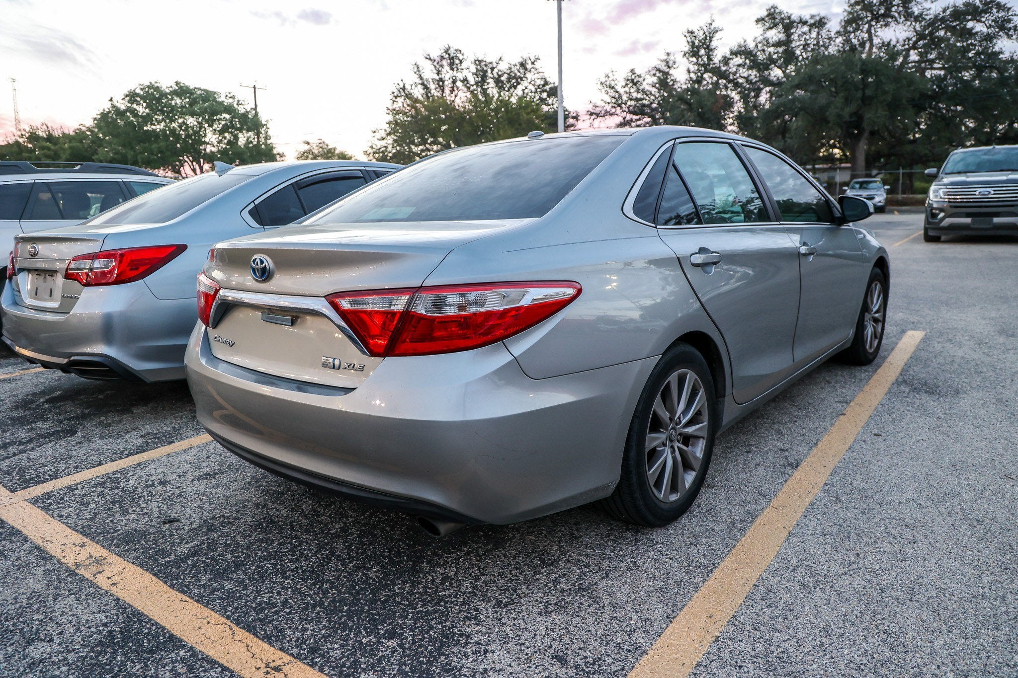 2017 Toyota Camry Hybrid XLE