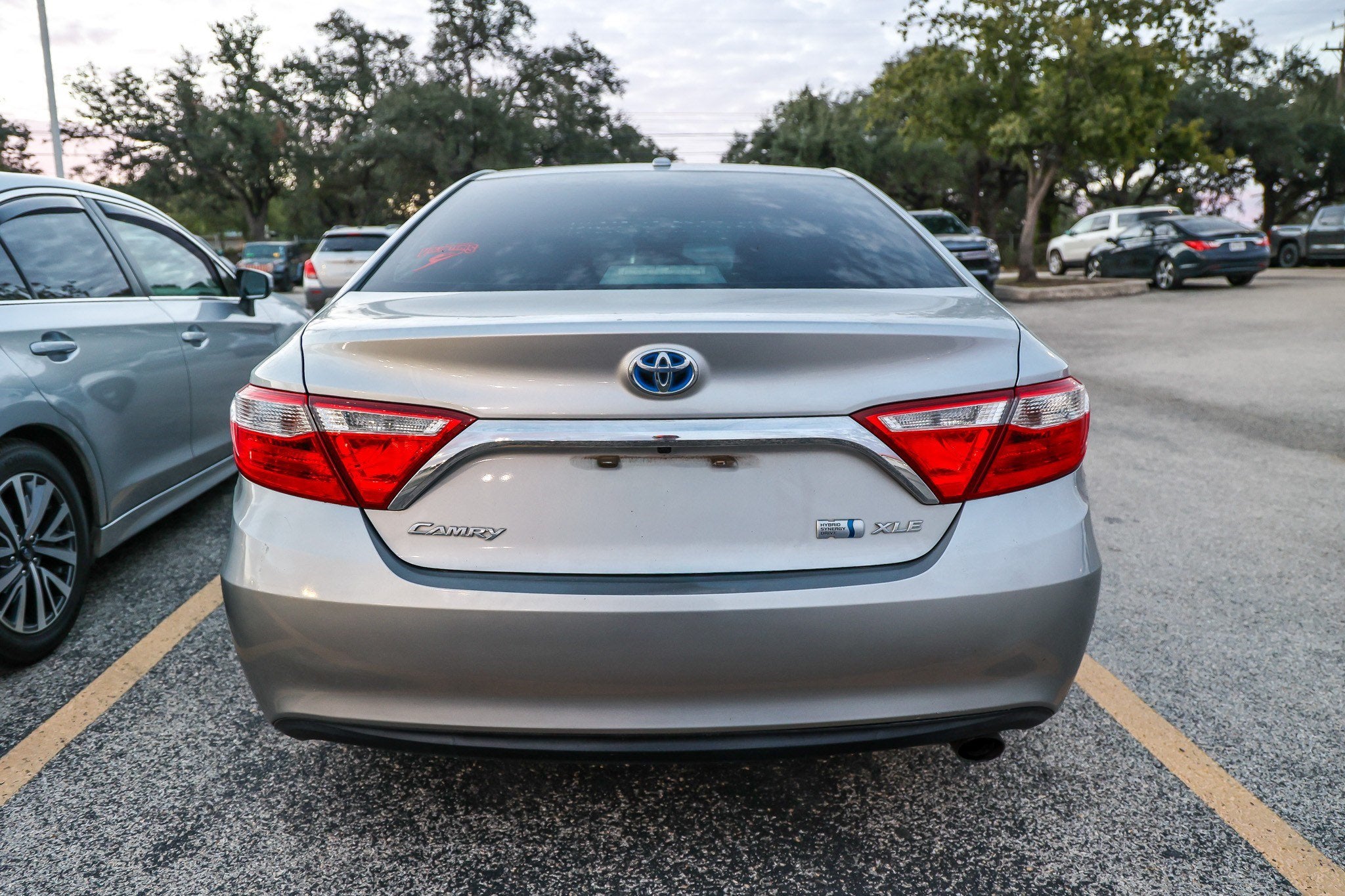 2017 Toyota Camry Hybrid XLE