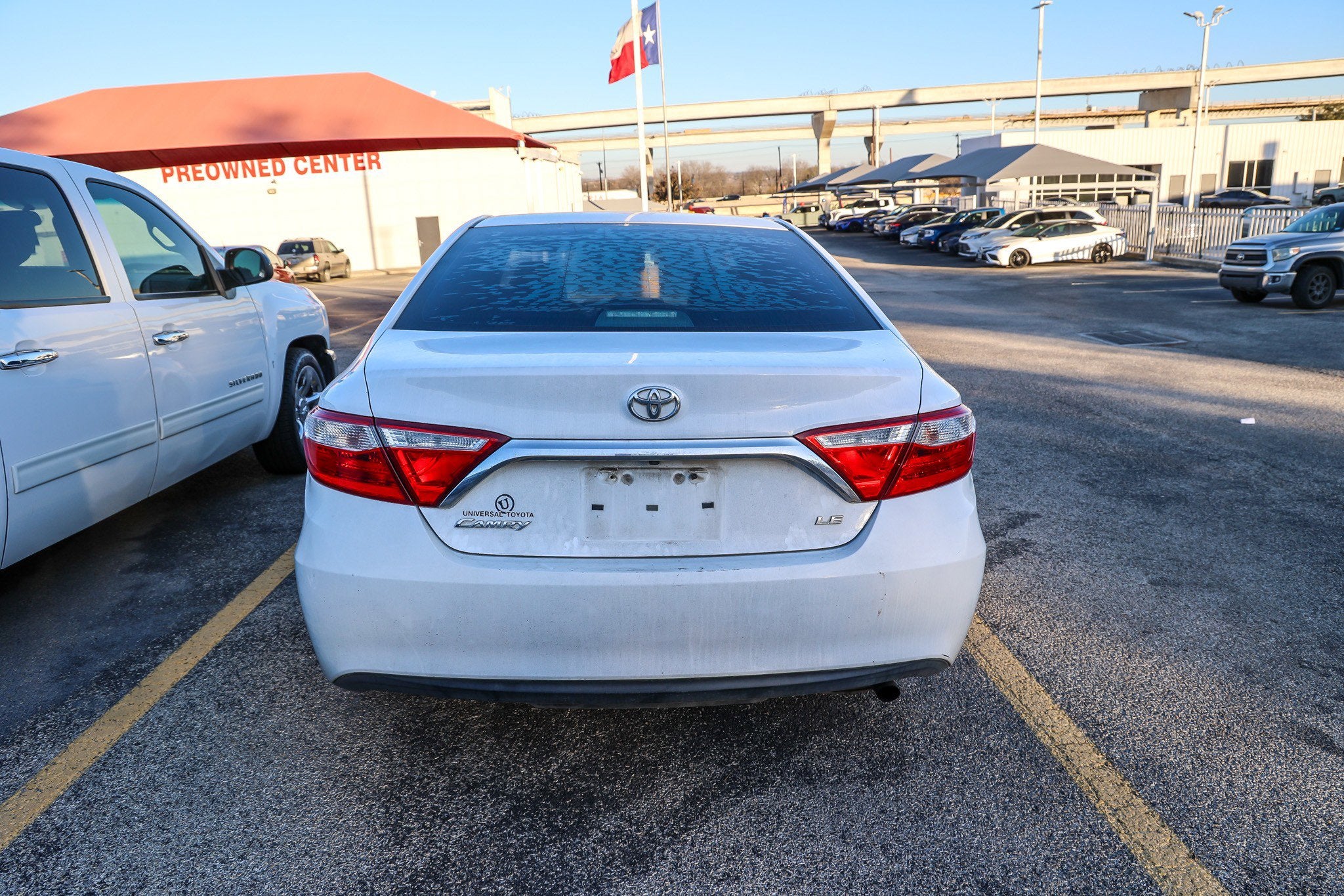2017 Toyota CAMRY LE