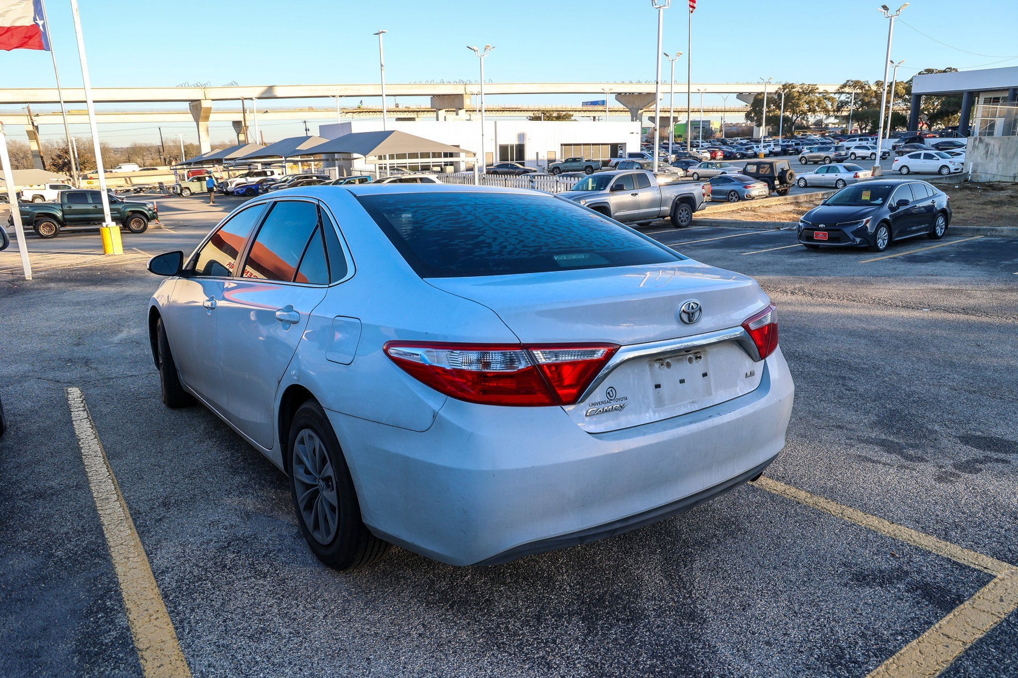 2017 Toyota CAMRY LE