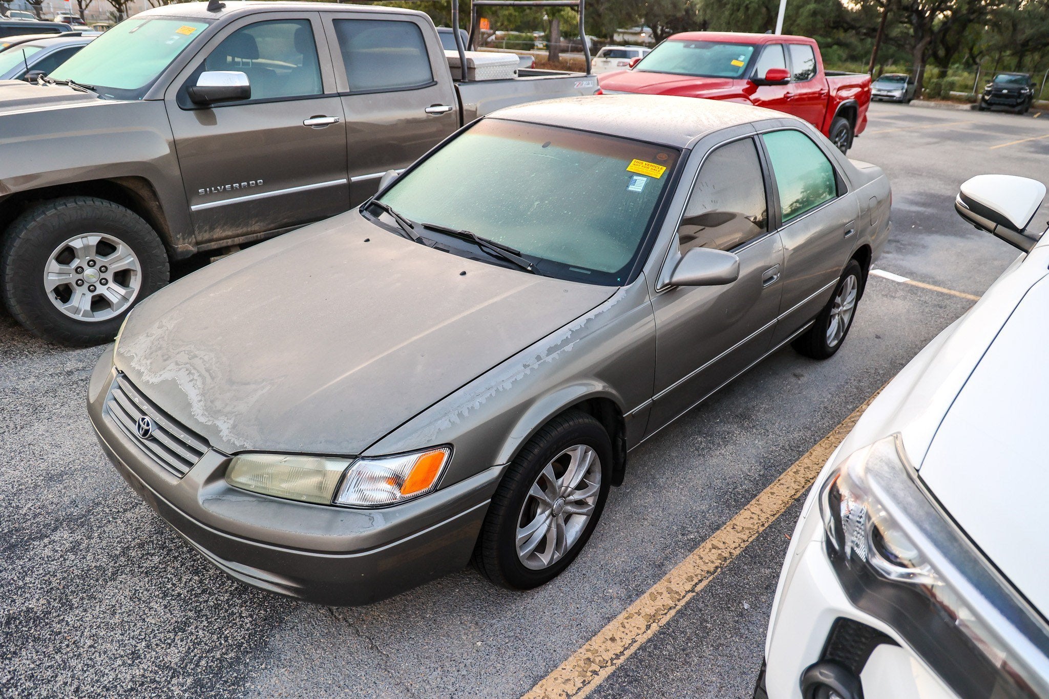 1998 Toyota CAMRY LE