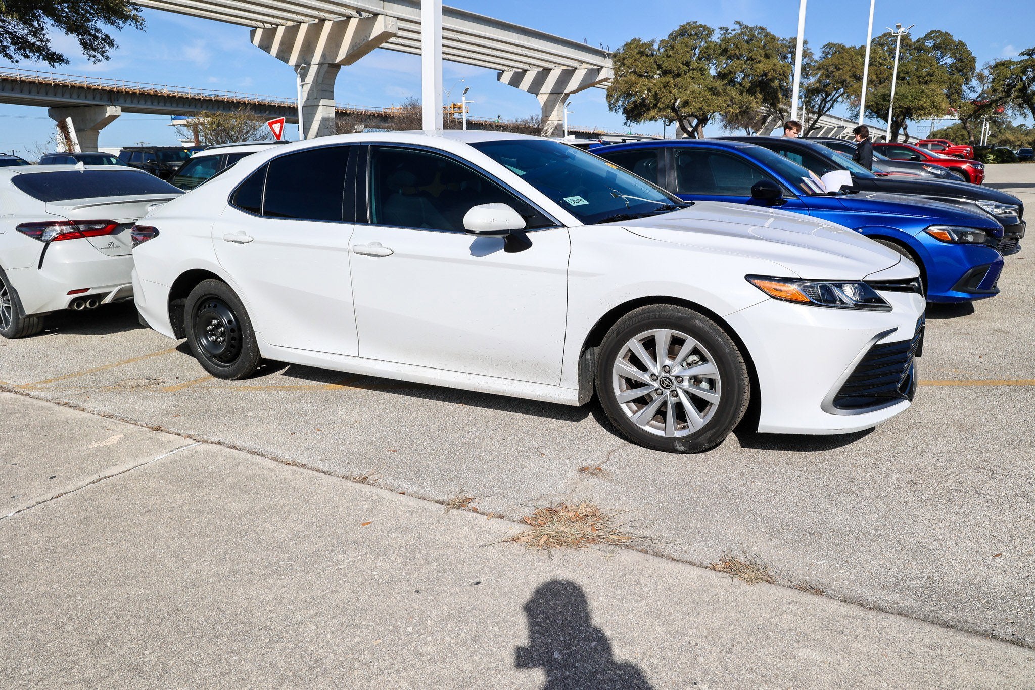 2023 Toyota CAMRY LE