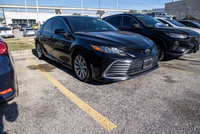 2023 Toyota CAMRY LE