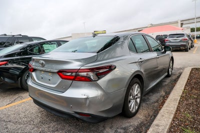 2022 Toyota Camry LE