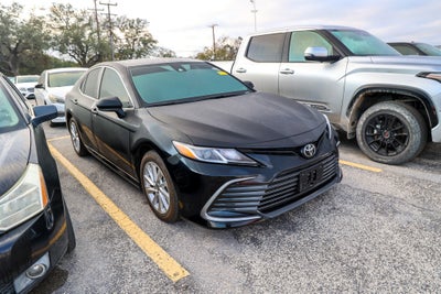 2023 Toyota CAMRY LE
