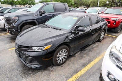 2020 Toyota Camry Hybrid LE